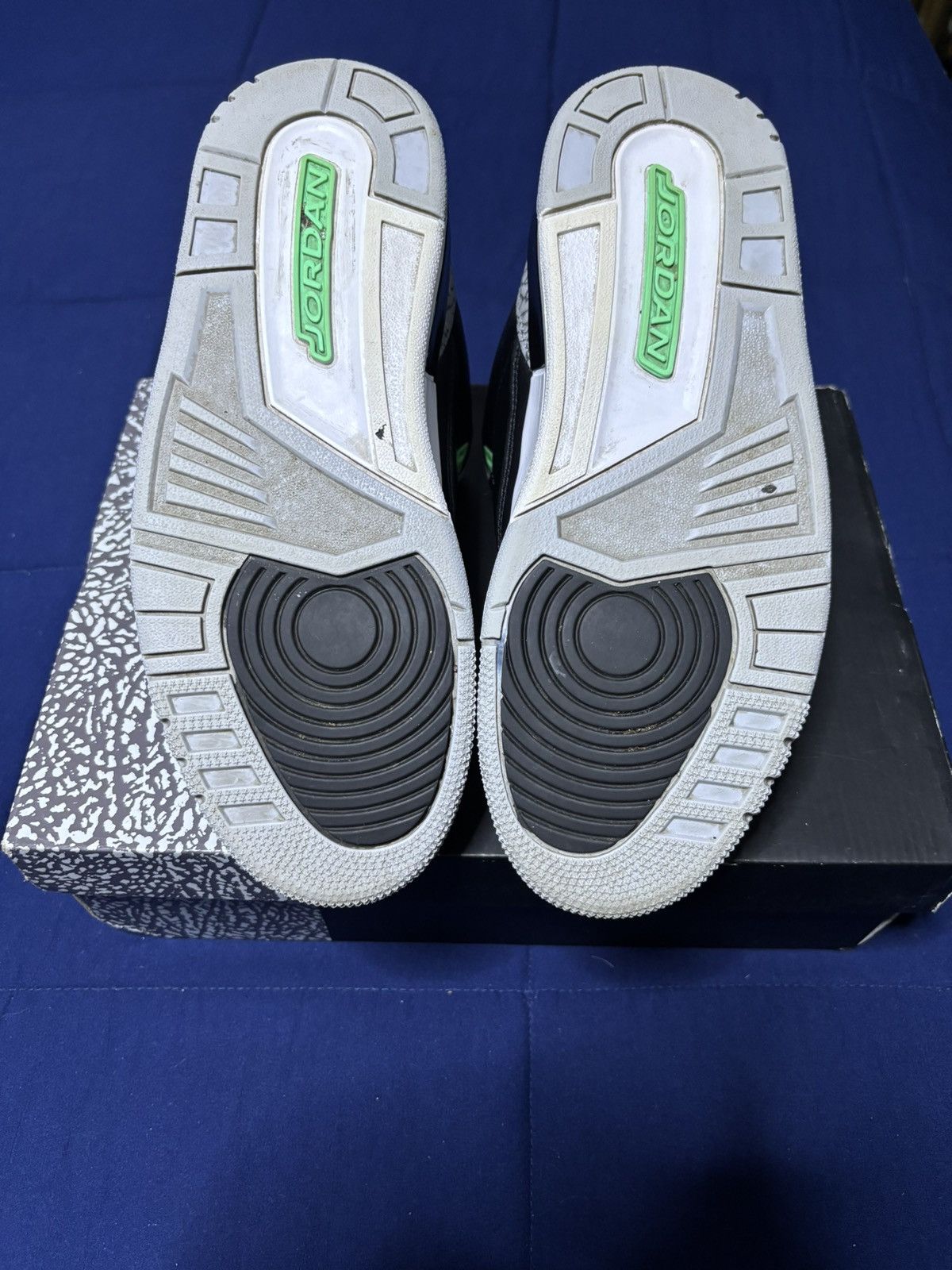Jordan Brand Jordan 3 Retro Green Glow 2024 Size 8 Size US 8 / EU 41 - 5 Thumbnail