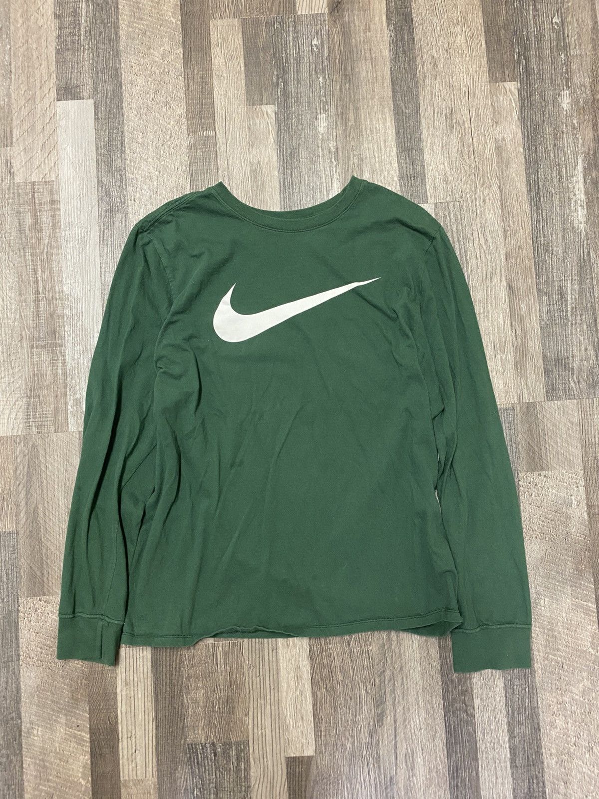 Nike Nike Center Swoosh Green Long Sleeve Tee T Shirt Y2K Size US L / EU 52-54 / 3 - 1 Thumbnail