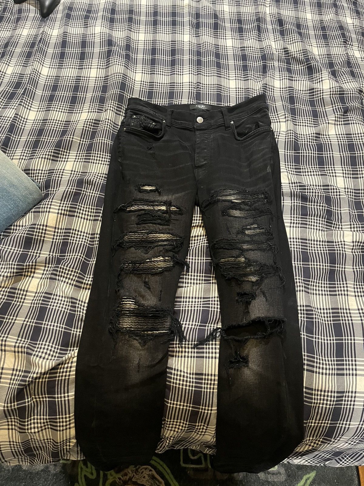 Amiri jeans size store 32