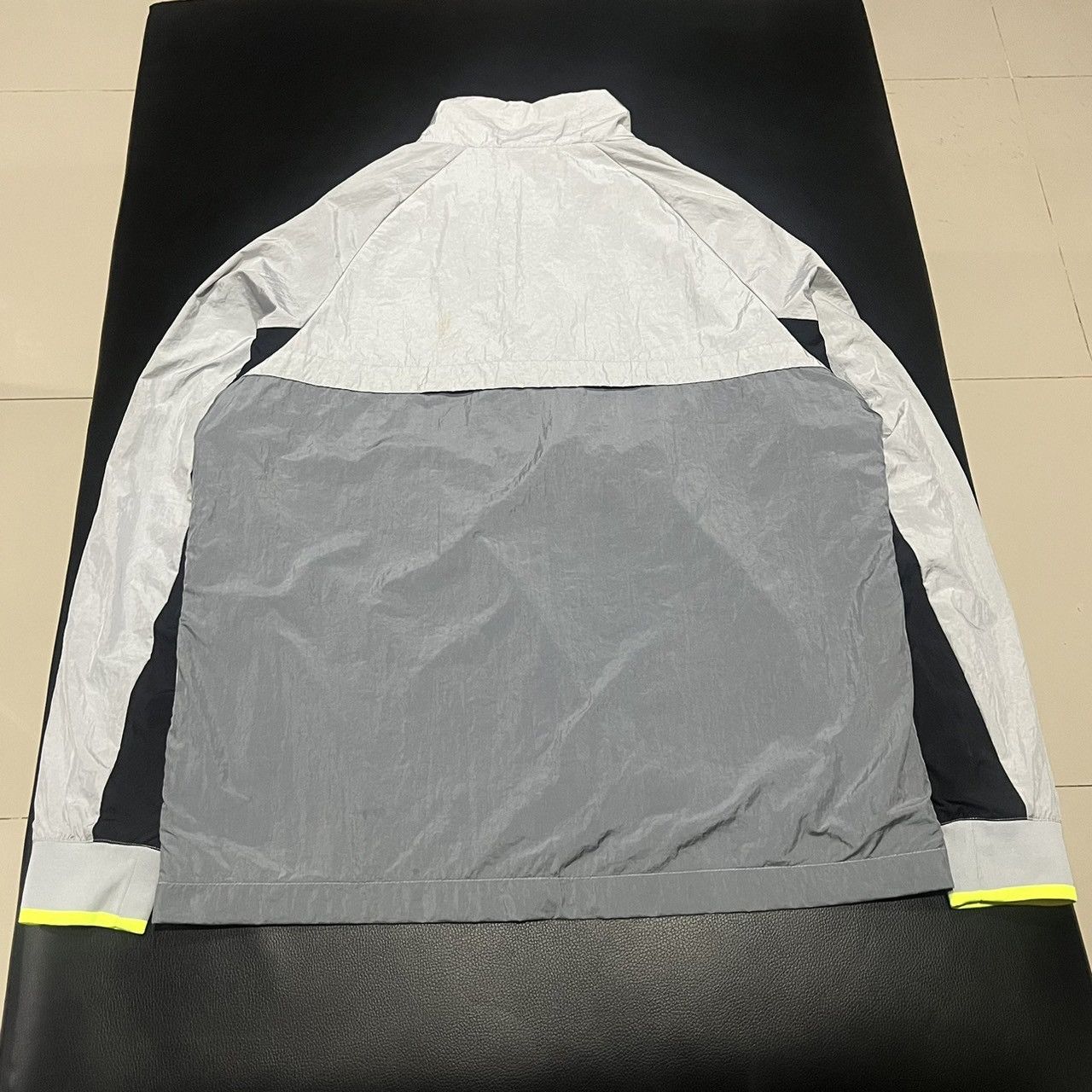 Nike Nike Sportswear Air Max 95 Colorways Anorak Pullover Jacket Size US L / EU 52-54 / 3 - 4 Thumbnail