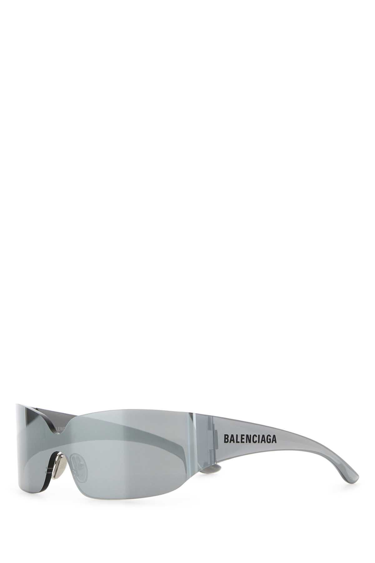 【関税&送料込】Balenciaga Grey Nylon Mono Square Sunglasses Balenciaga Grey Nylon Mono Square Sunglasses | Grailed