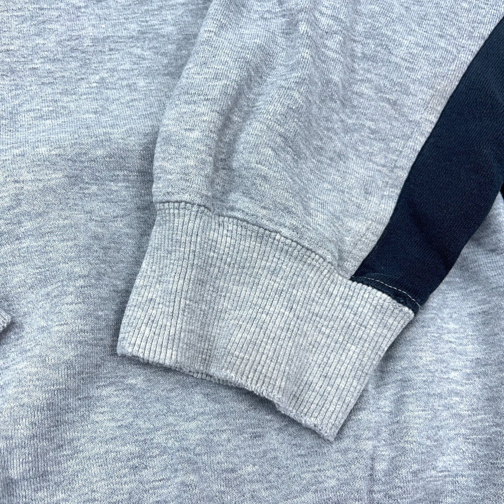 Adidas Adidas Hoodie Men Large Gray Pullover Spell Out Gym Sweatshirt Classic Sports Urban Size US L / EU 52-54 / 3 - 3 Thumbnail