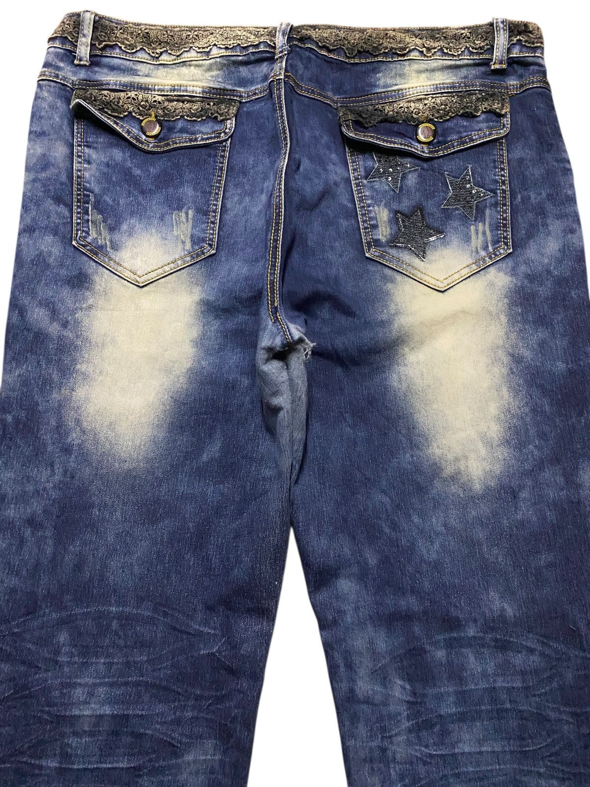 Japanese Brand Y2K Star Patch Harajuku Streetwear Style Bold bleached wash Size US 36 / EU 52 - 4 Thumbnail