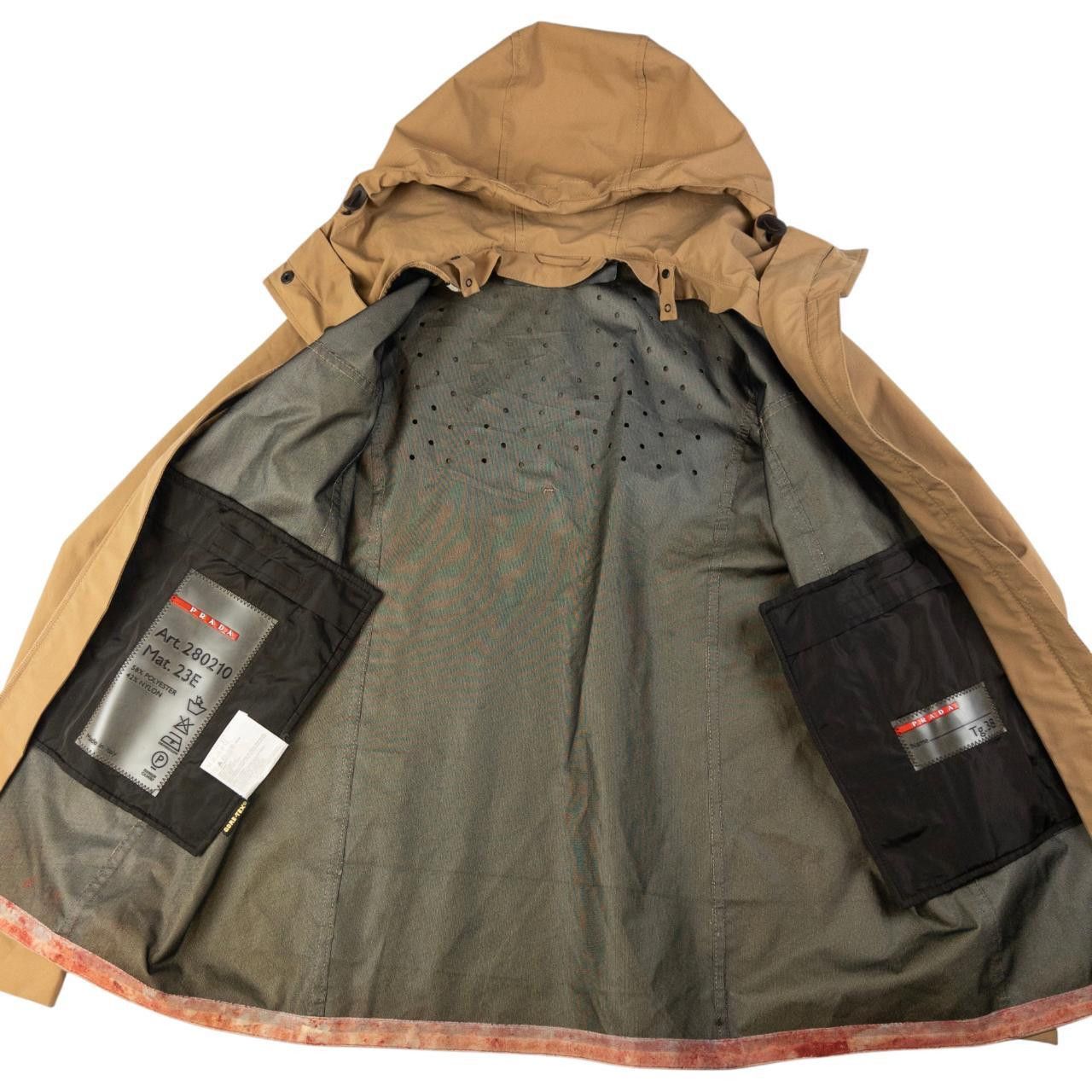 Prada Vintage Prada Sport Goretex Raincoat Size S Size US S / EU 44-46 / 1 - 5 Thumbnail