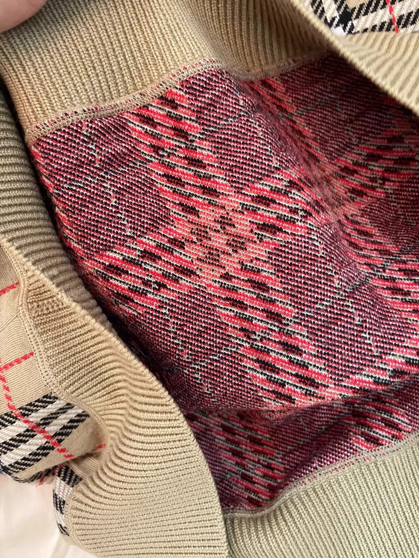 Burberry Burberry Classic Check Wool Sweater XL Unwashed & Authentic Size XL / US 12-14 / IT 48-50 - 5 Thumbnail