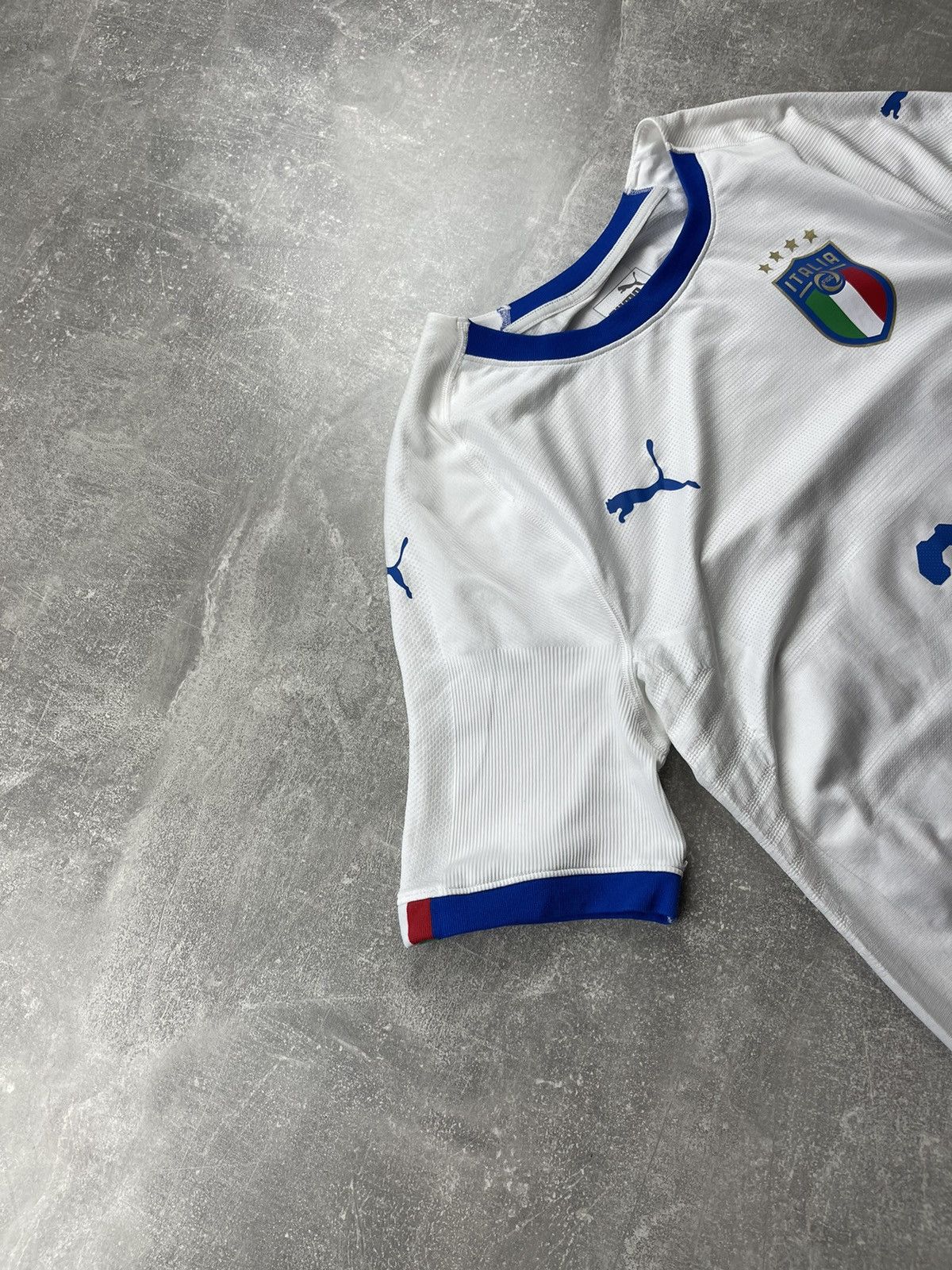 Puma Italy Puma Away Football Jersey 2018-2019 XL FIGC 4 Stars #7 Size US XL / EU 56 / 4 - 5 Thumbnail