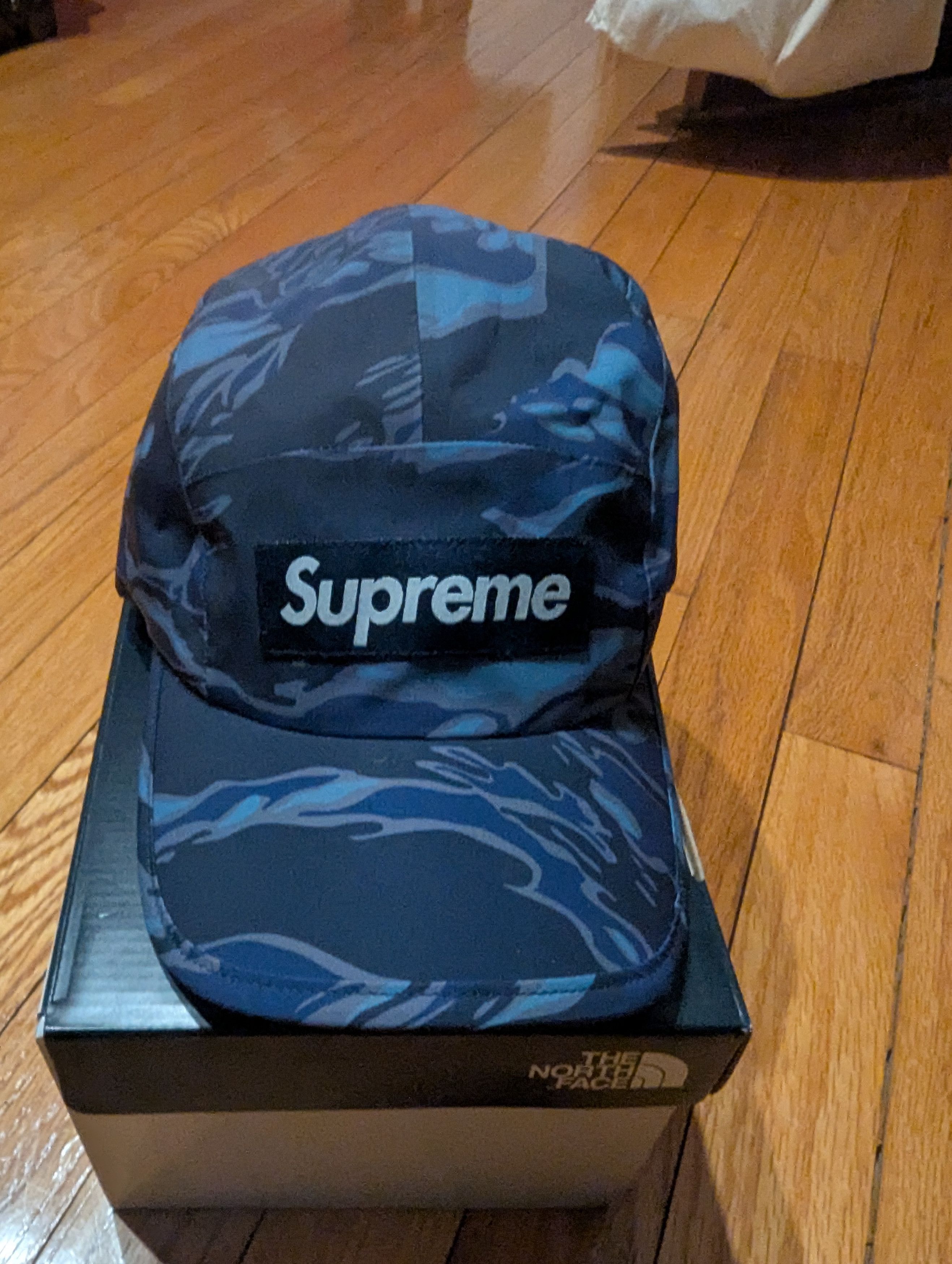 Supreme Supreme Tiger Camo Reflective Camp Cap Size ONE SIZE - 1 Thumbnail