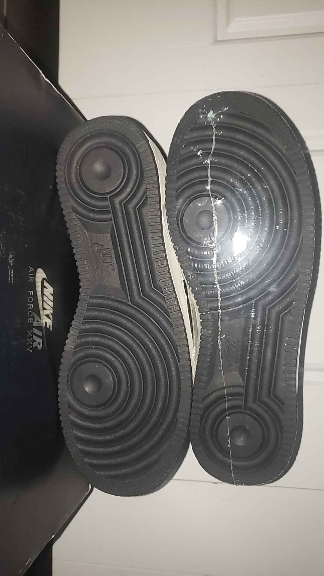 Nike 07 AF1 Low AF1 82 07 Supreme QK Black Croc/Black Sail Size US 9.5 / EU 42-43 - 8 Thumbnail