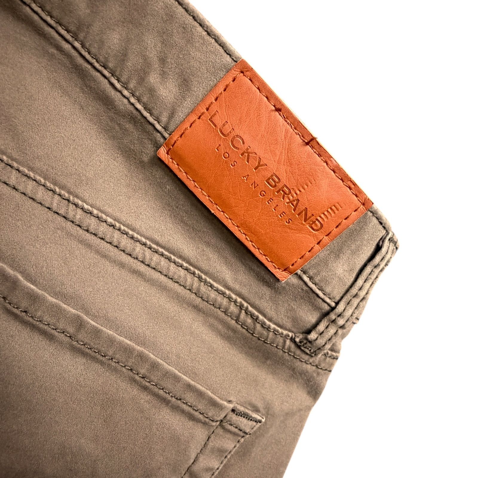 Lucky Brand Lucky Brand Mens 38x30 121 Slim Straight Chino Pants Green Size US 38 / EU 54 - 11 Thumbnail