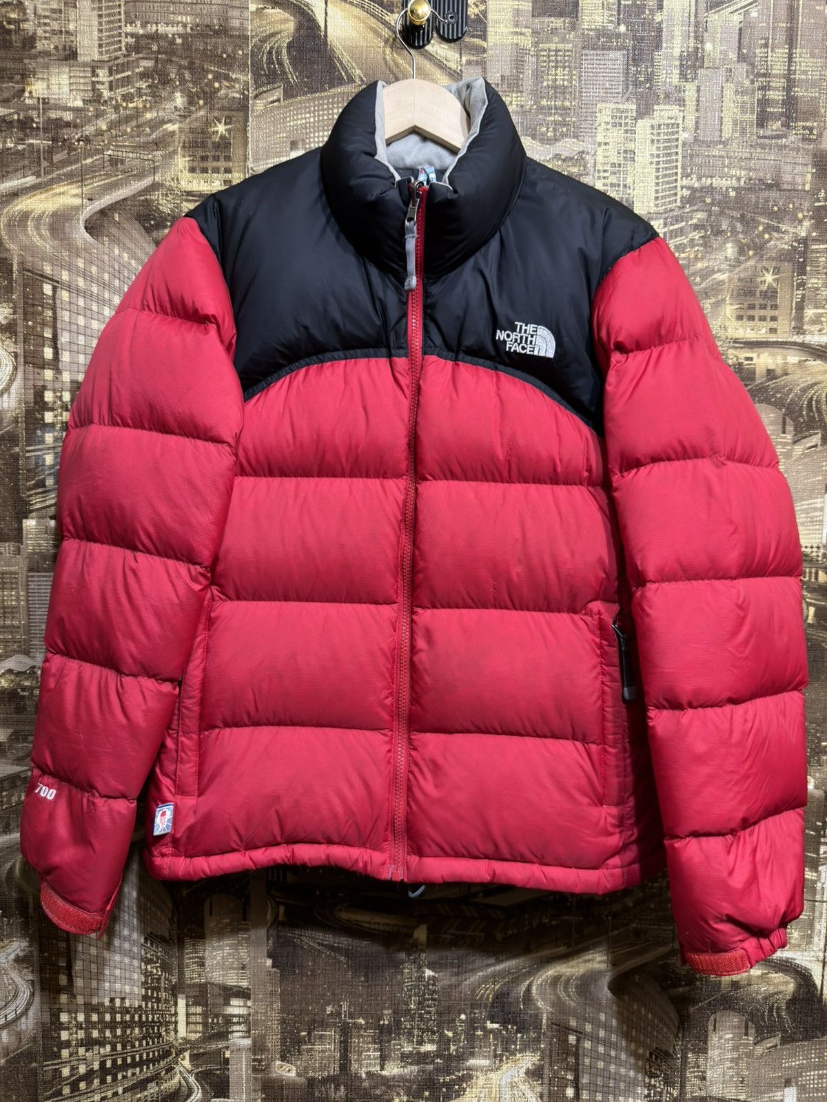 The North Face The North Face 1996 Retro Nuptse Jacket Antarctica Puffer Size M / US 6-8 / IT 42-44 - 1 Thumbnail