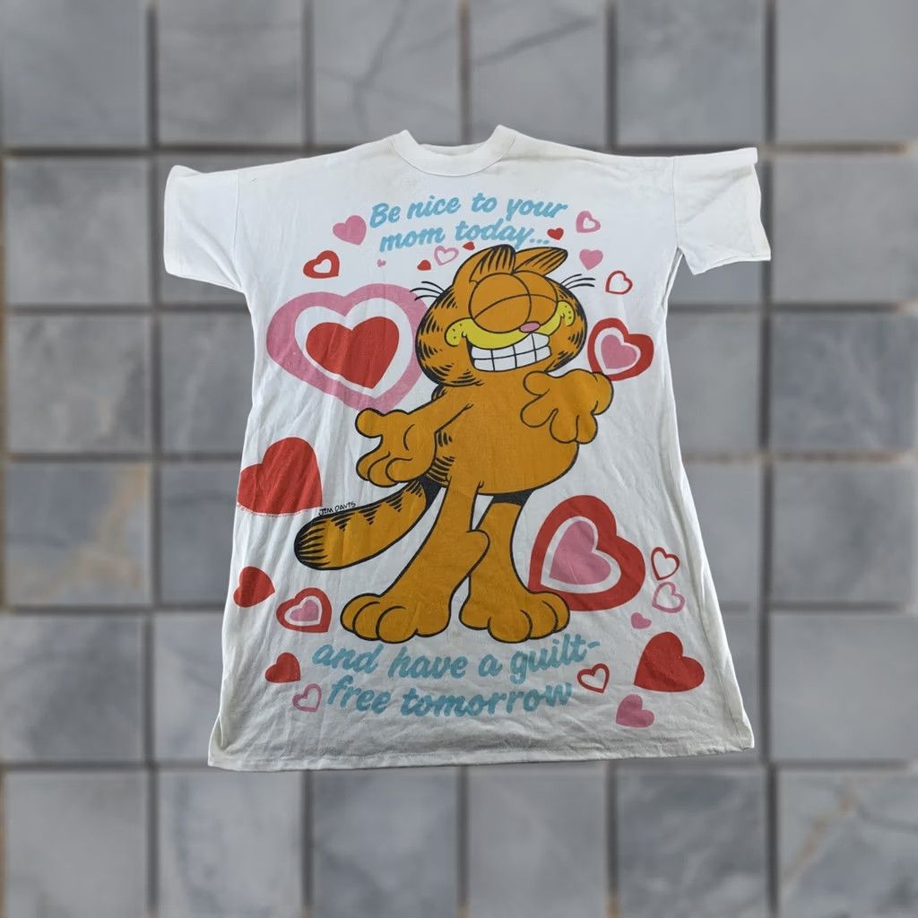Vintage VINTAGE Flirts TRASHED Garfield Be Nice to Your Mom Shirt L/XL White Mens Cartoon Funny 80s Cat Graphic Print Short Sleeve Crew Neck Size US L / EU 52-54 / 3 - 1 Thumbnail
