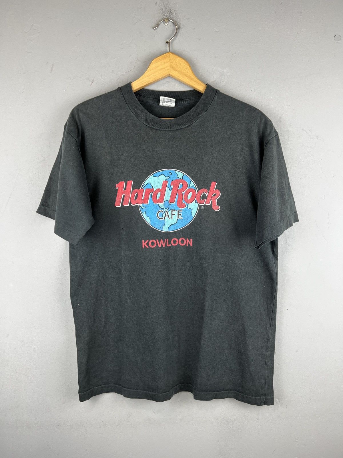 Hard Rock Cafe × Vintage Vintage 90s Hard Rock Cafe Kowloon Single Stitch Size US L / EU 52-54 / 3 - 1 Thumbnail