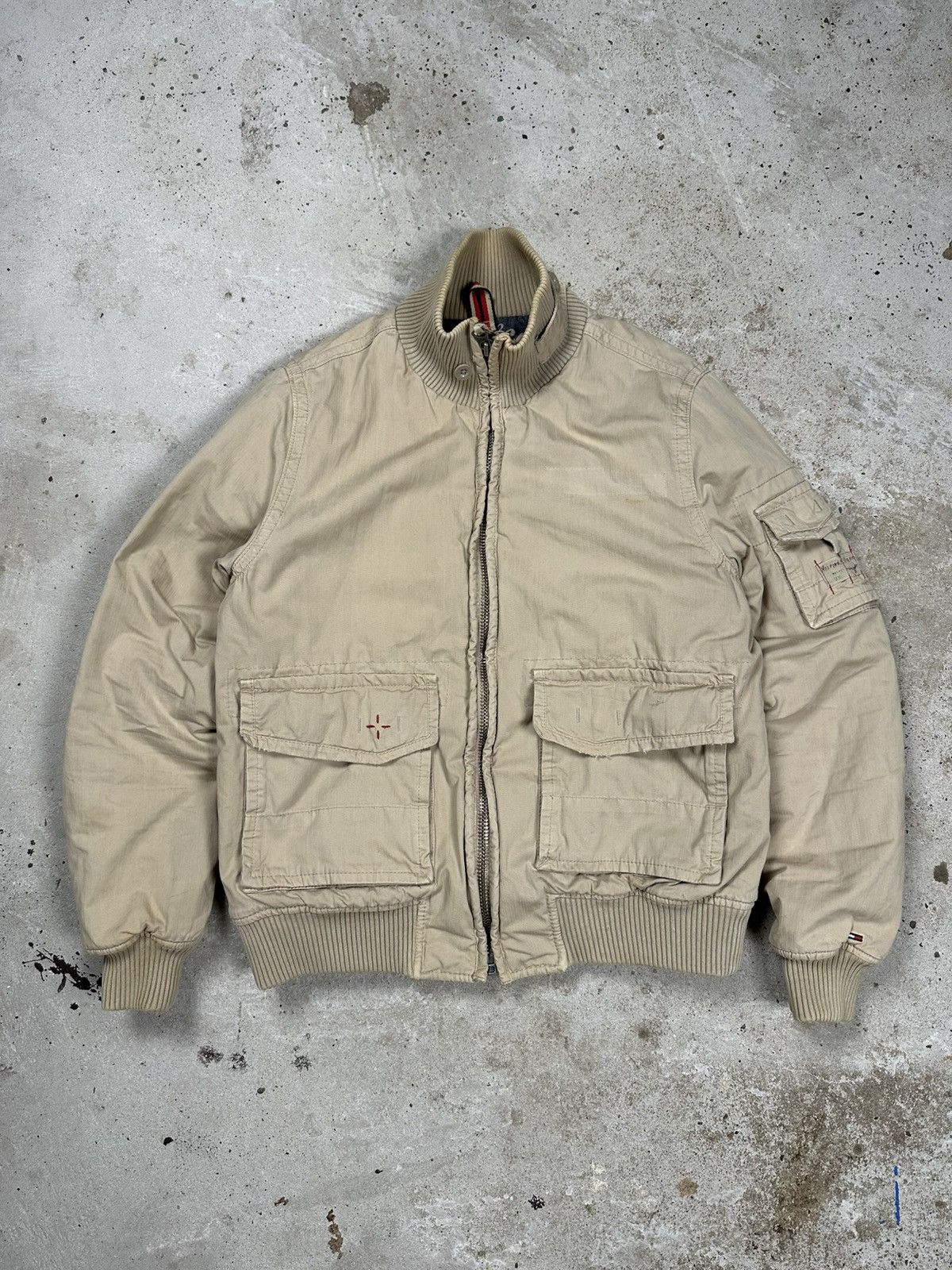 Tommy Hilfiger Vintage Y2K Tommy Hilfiger Beige Distressed Utility Bomber Size US S / EU 44-46 / 1 - 1 Thumbnail