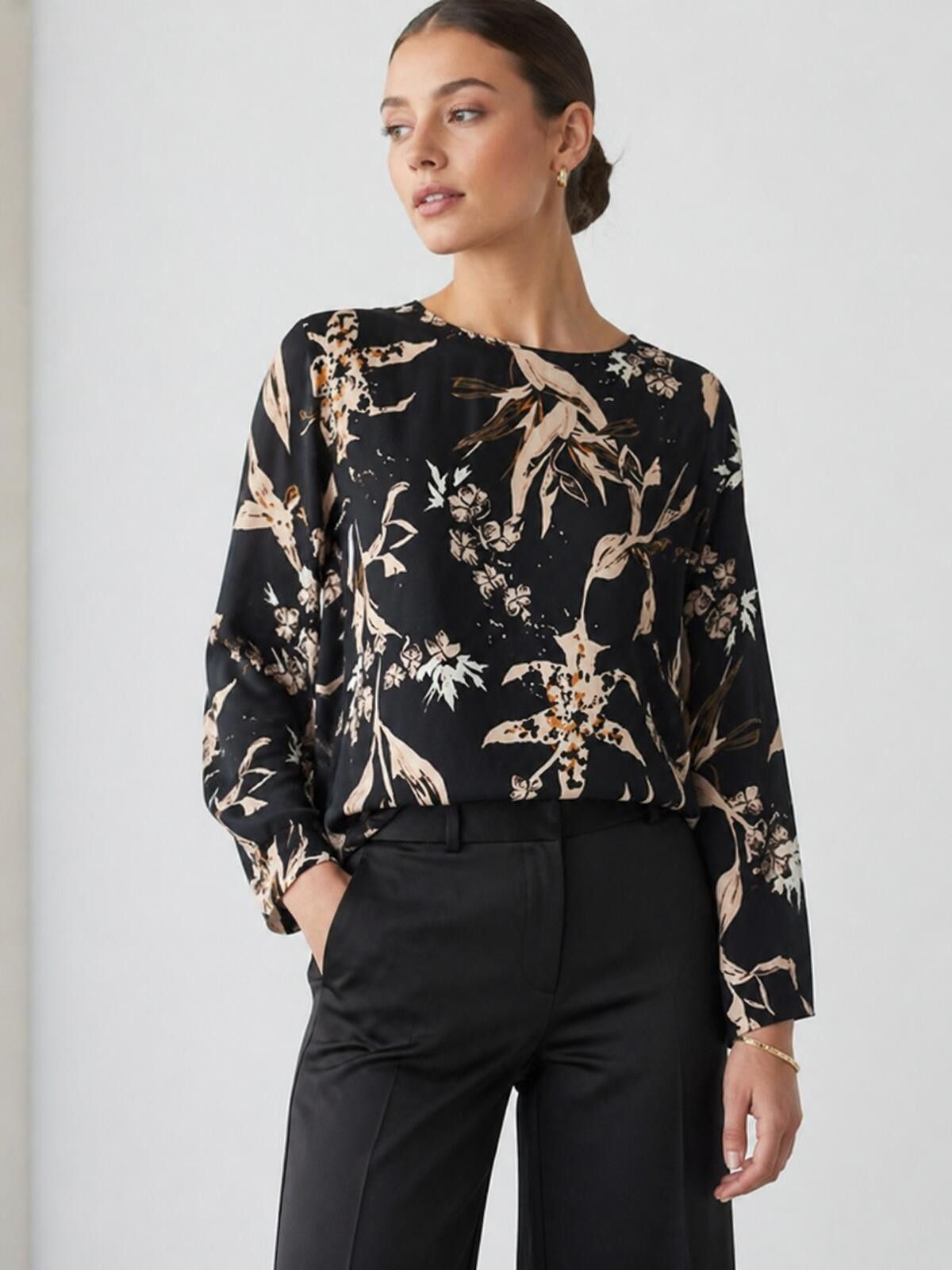 Other NWT Dorothee Schumacher Silk Blend Floral top Sz1 whimsigoth Size S / US 4 / IT 40 - 1 Thumbnail