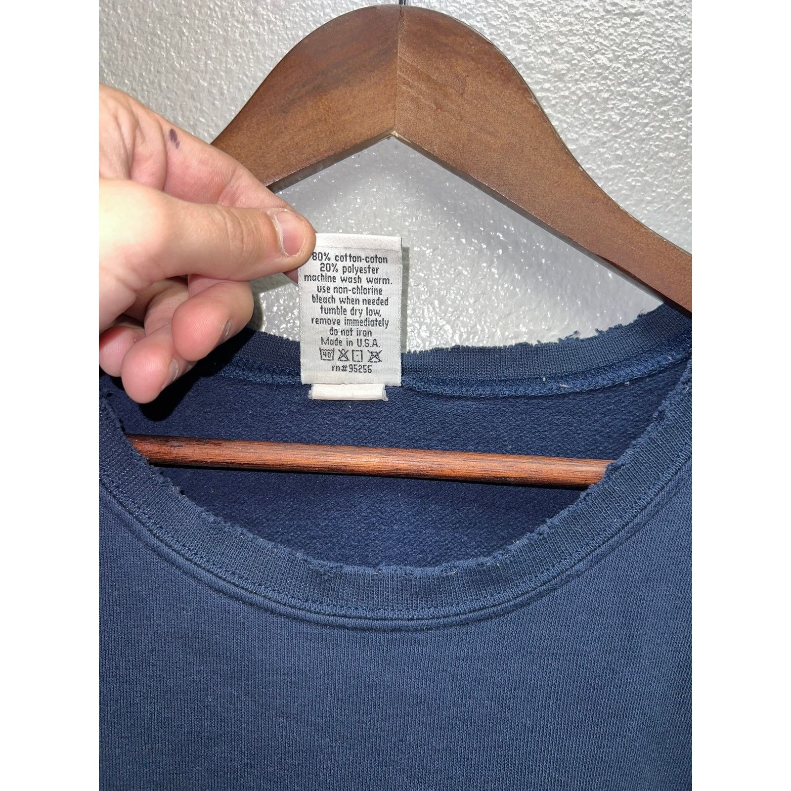 Vintage Vintage Calvin Klein Jeans Sweatshirt Faded Distressed 90s L Size US L / EU 52-54 / 3 - 9 Thumbnail
