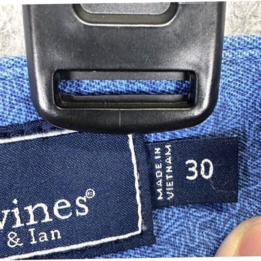 Vineyard Vines Vineyard Vines Shorts Mens 30 Blue Star Fish Print Stretch Performance Tech Logo Khakis Casual Outdoor Flat Front Regular Waist 30 Blue Mens Size US 30 / EU 46 - 5 Thumbnail