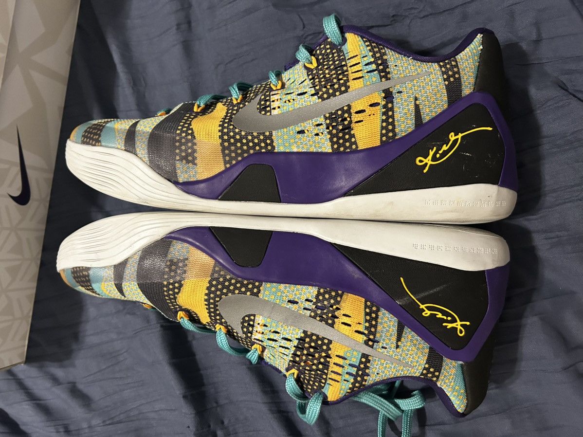 Nike Kobe 9 EM unleashed Size US 10 / EU 43 - 3 Thumbnail