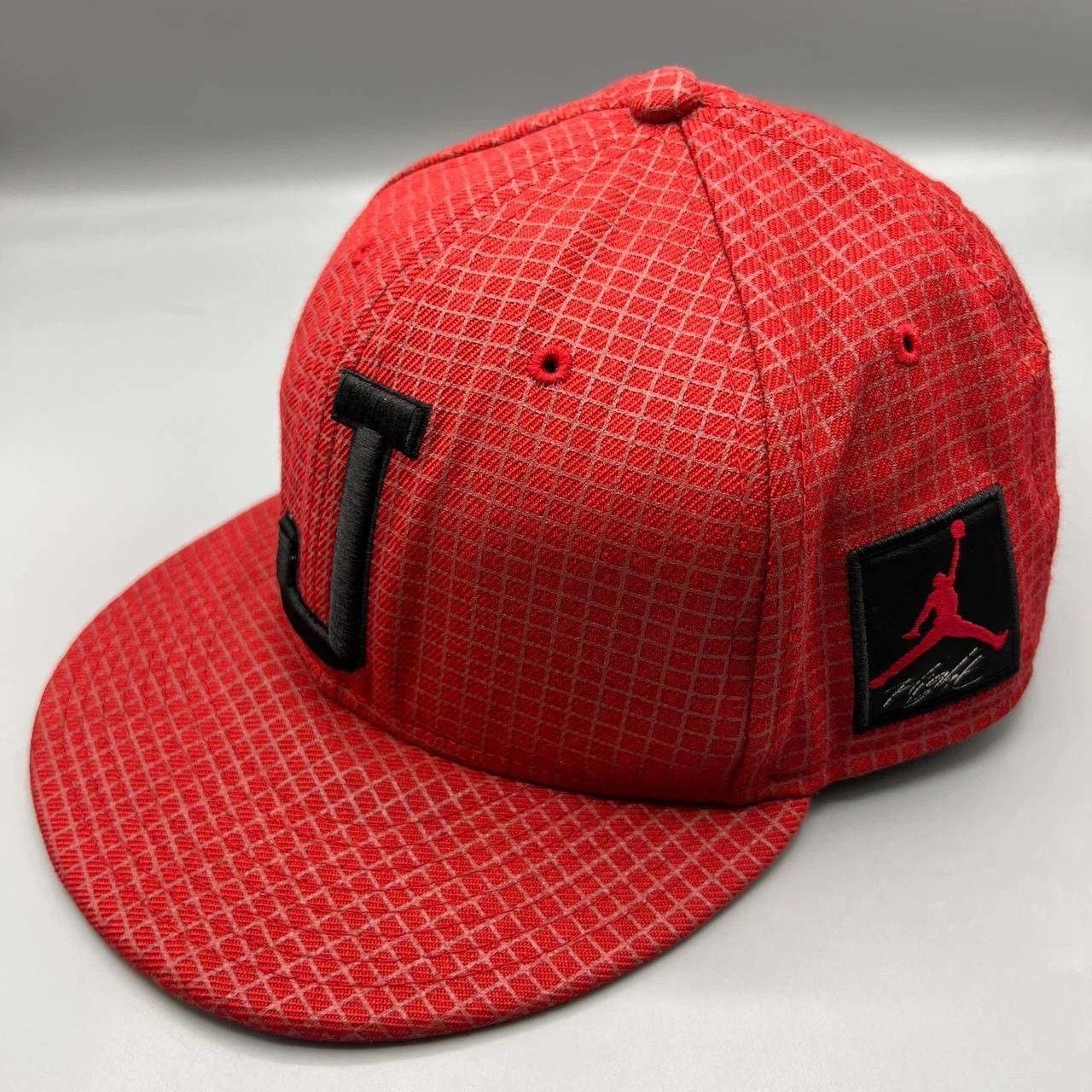Jordan Brand Air Jordan True Flight Hat 7 1/4 Embroidered Logo Fitted Size ONE SIZE - 1 Thumbnail