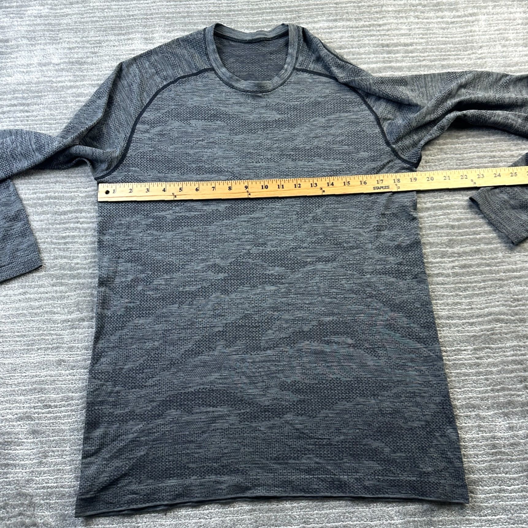 Lululemon Lululemon Shirt Mens Medium Gray Metal Vent Tech Camouflage Performance Tee Size US M / EU 48-50 / 2 - 7 Thumbnail