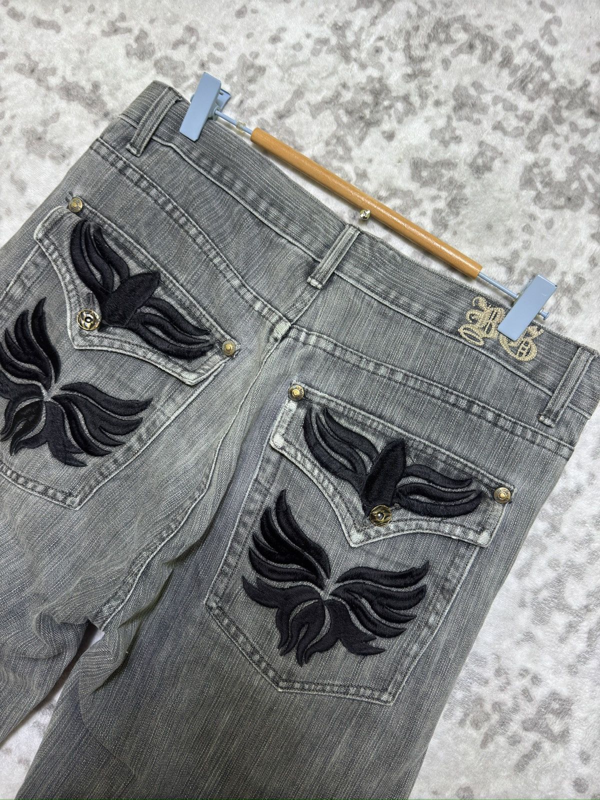 Japanese Brand Vintage Blue Gear Jeans Distressed Black Wing Embroidery Size US 32 / EU 48 - 15 Thumbnail