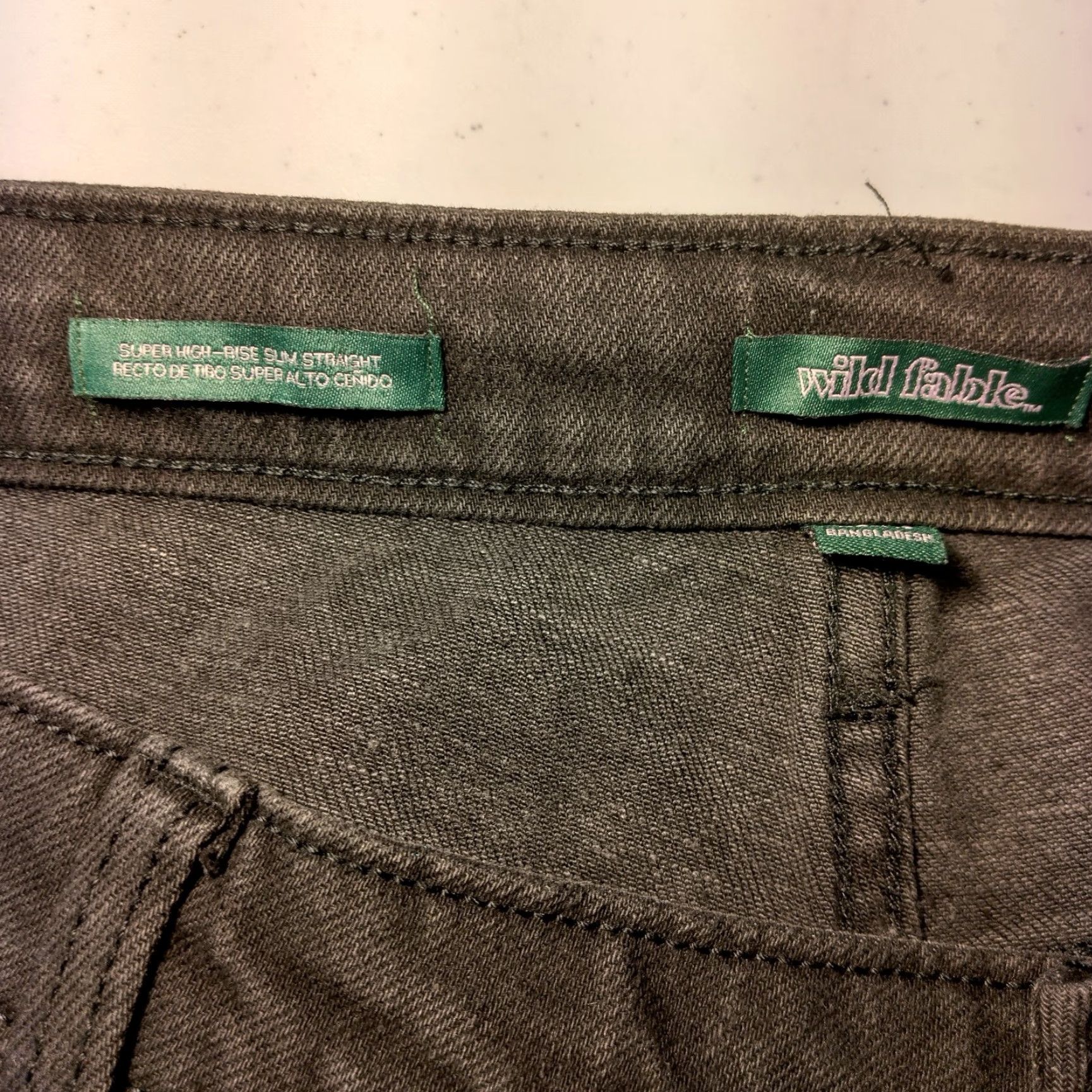Vintage Wild Fable Jeans Women 18 34x27 Black Super High Rise Slim Straight Distressed Size 40" / US 18 - 6 Thumbnail