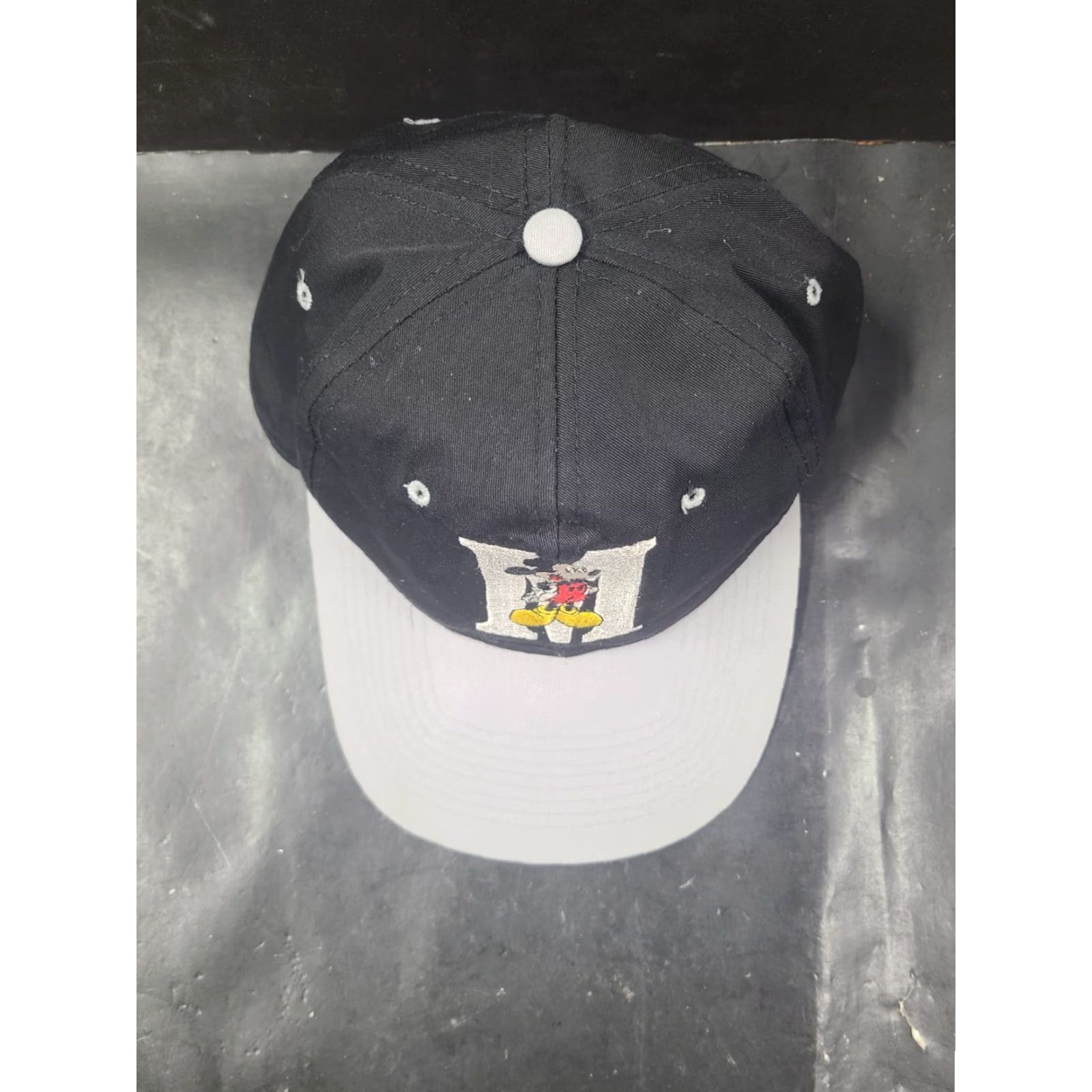 Disney VINTAGE Disney Mickey Mouse Snapback Cap Hat Men One Size Black Cotton Knit Solid Disney 90s Cartoon Accessories Mens Size ONE SIZE - 4 Thumbnail