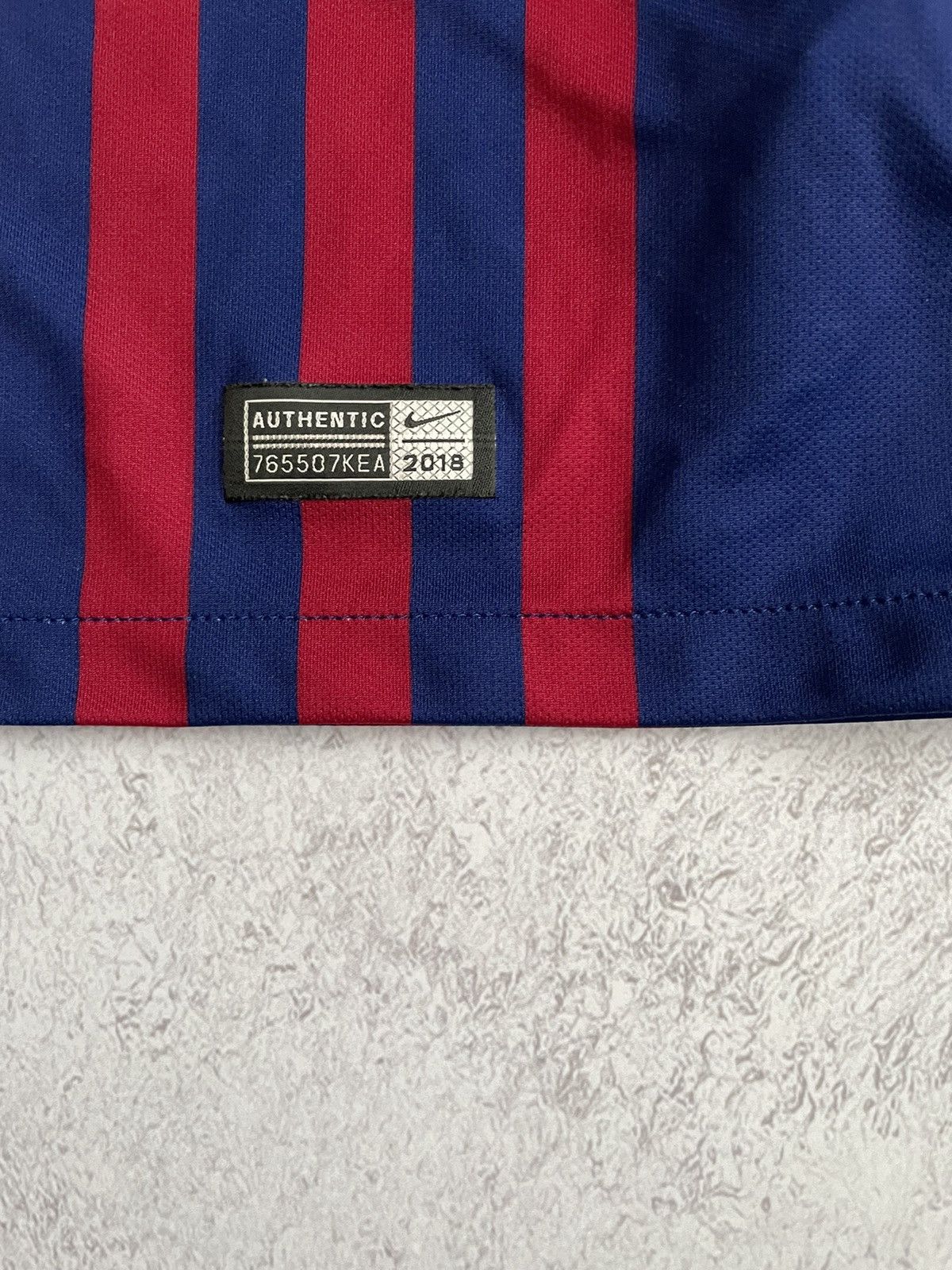 Nike Nike FC Barcelona 2018/2019 Home Football Jersey Kit Size US M / EU 48-50 / 2 - 7 Thumbnail