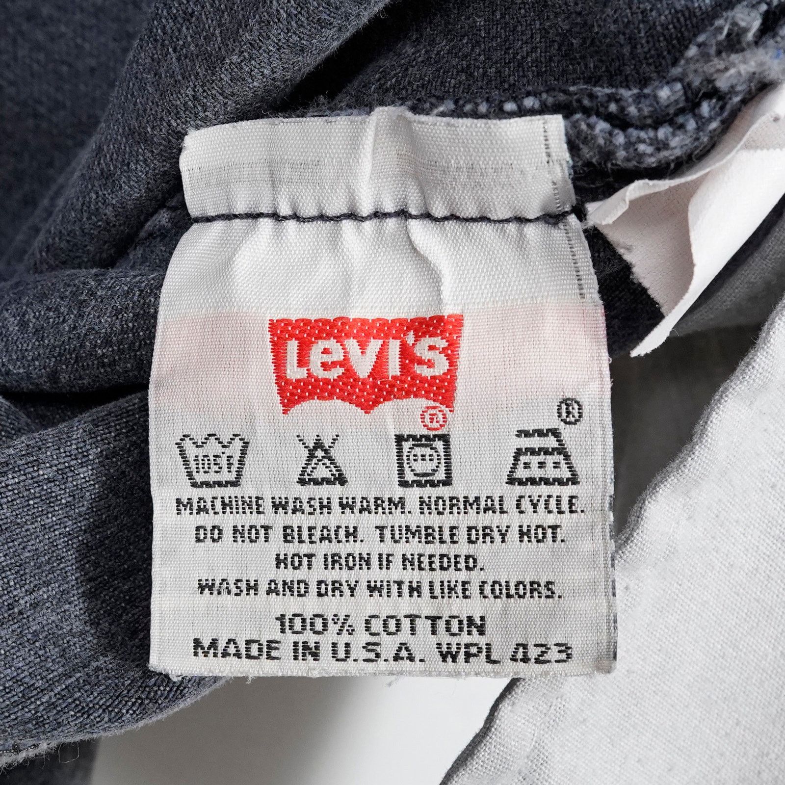 Levi's Vintage Levi’s 501 Black Jeans USA Made Distressed Repair Size US 32 / EU 48 - 2 Thumbnail