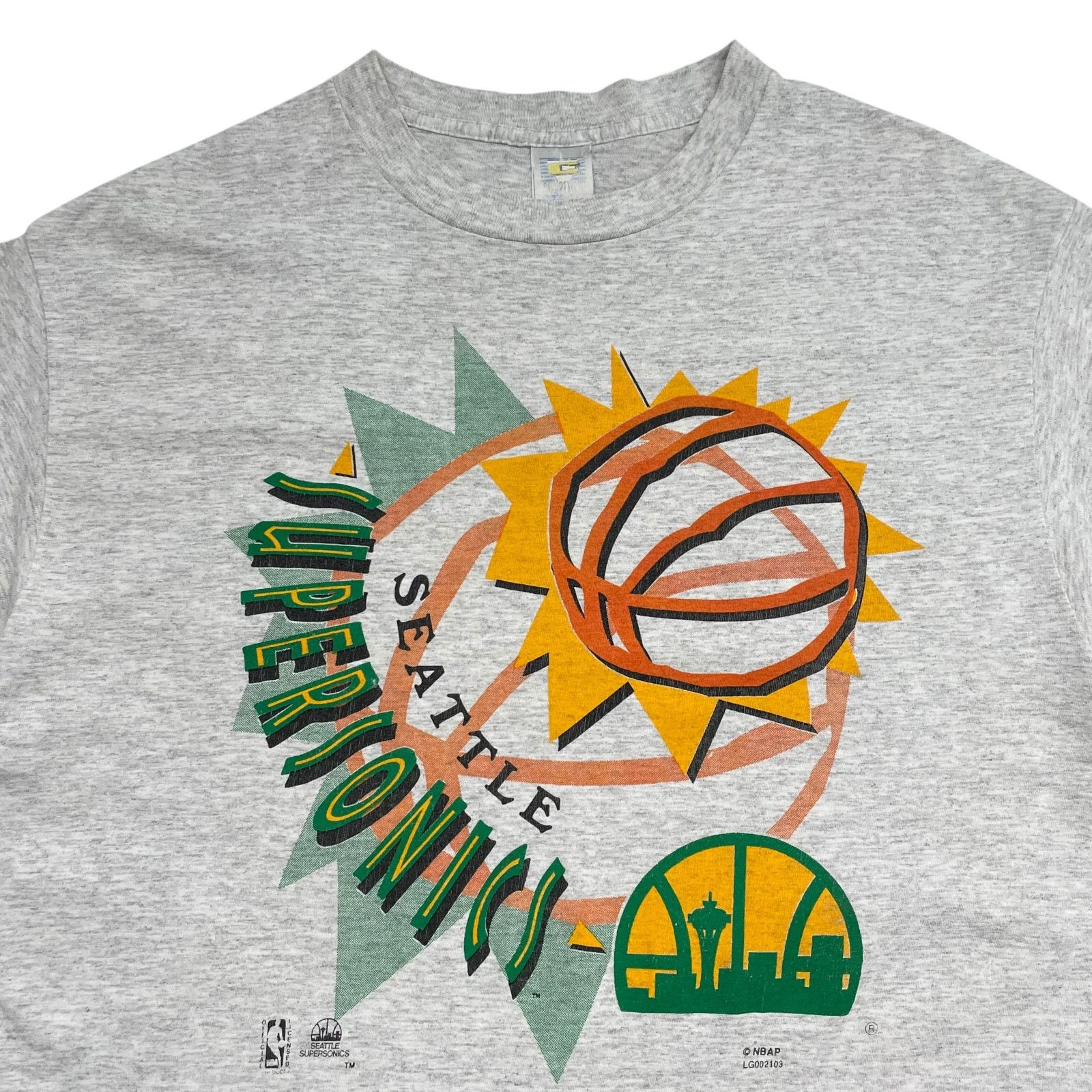 NBA VTG 90s SEATTLE SUPERSONICS SUN GRAPHIC T-SHIRT GRAY XL TALL Size US XL / EU 56 / 4 - 2 Thumbnail