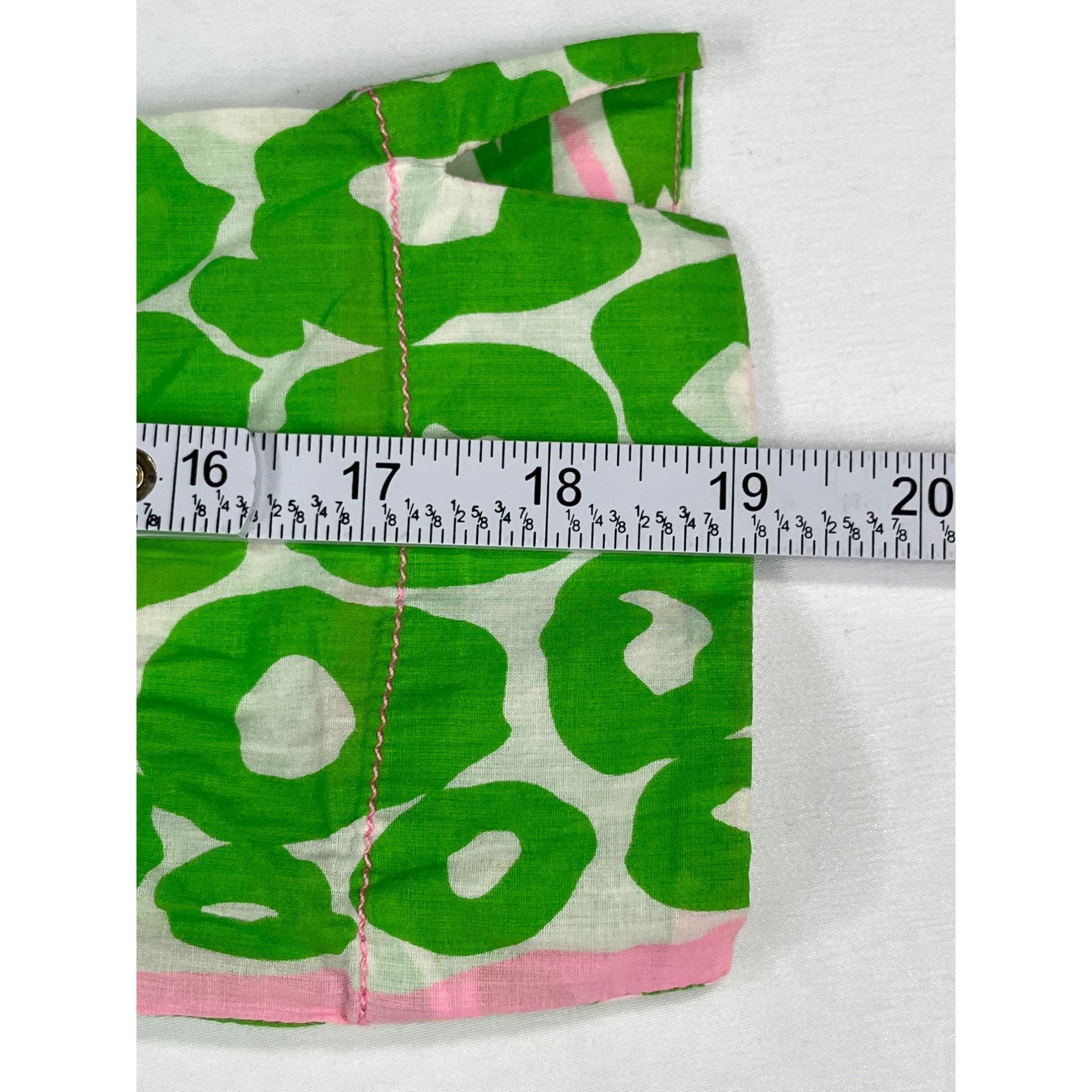 Lilly Pulitzer Lilly Pulitzer SKU 7934 Womens Pink Green Pineapple Print C Size S / US 4 / IT 40 - 8 Thumbnail
