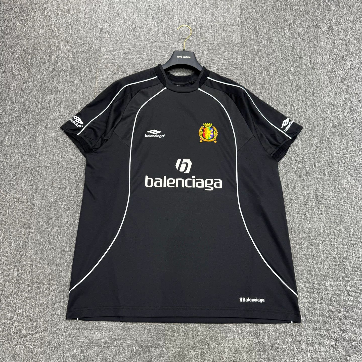 Balenciaga Balenciaga Manchester United Football Jersey Size US XL / EU 56 / 4 - 1 Thumbnail