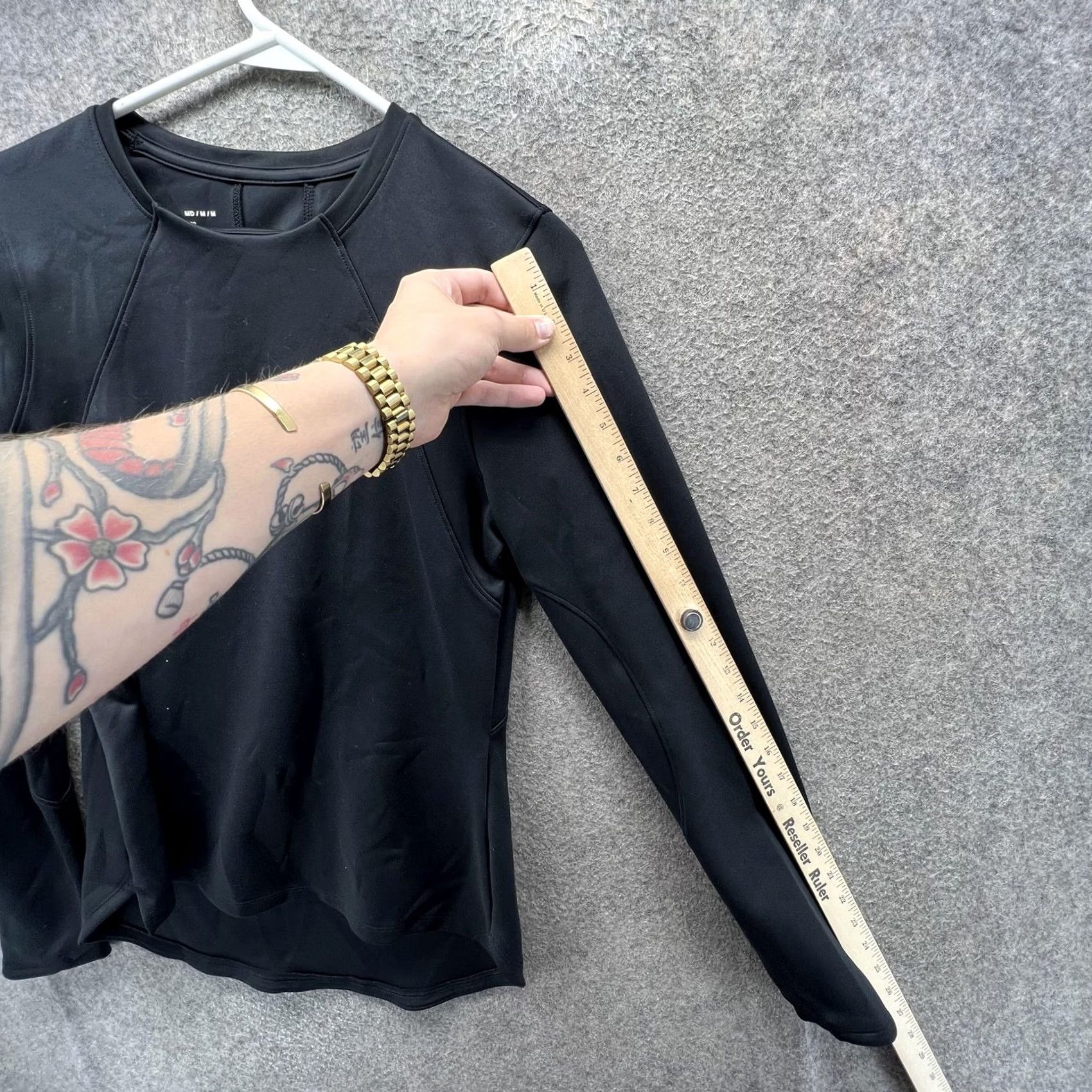 Under Armour Under Armour Shirt Womens Medium Black ColdGear Long Sleeve Athletic Thermal Top Size M / US 6-8 / IT 42-44 - 5 Thumbnail