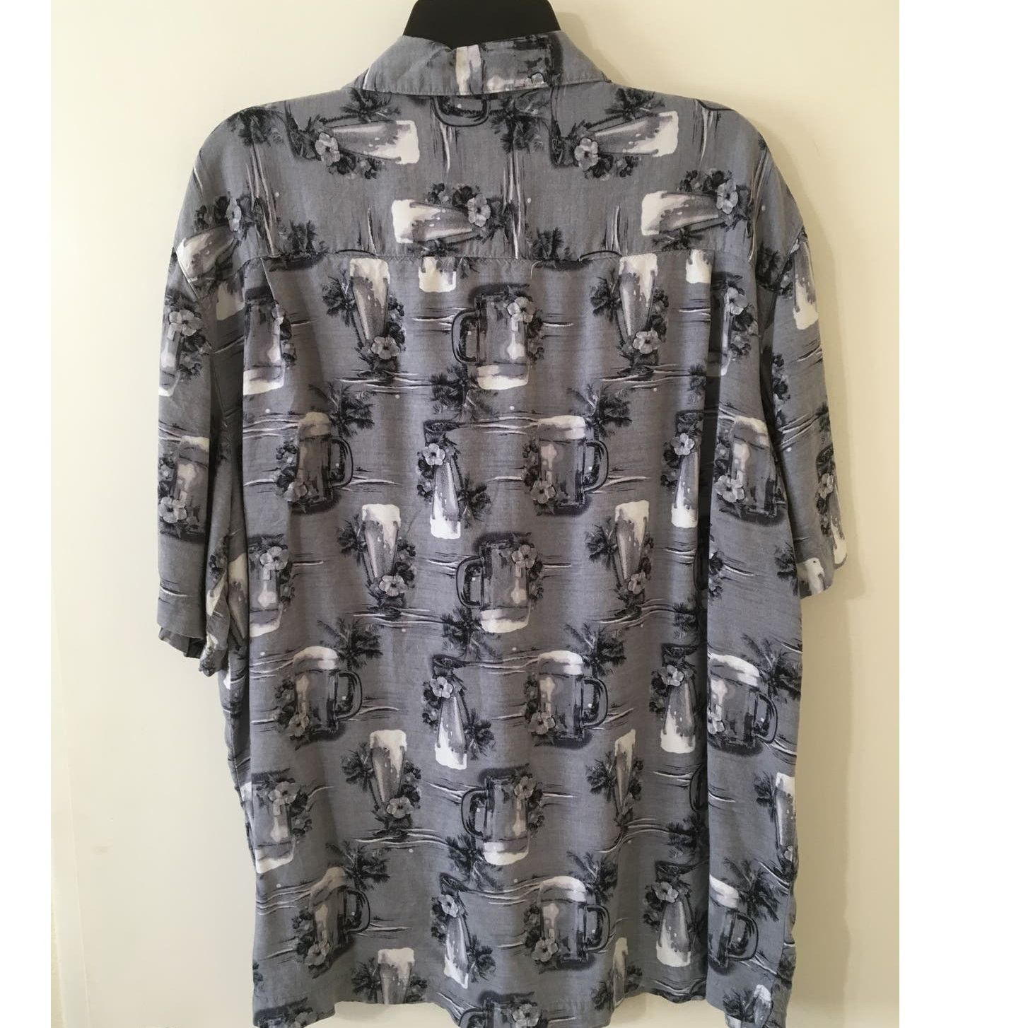 George George XL Gray & White Button Up Shirt Hawaiian Beer Mugs Size US XL / EU 56 / 4 - 2 Thumbnail