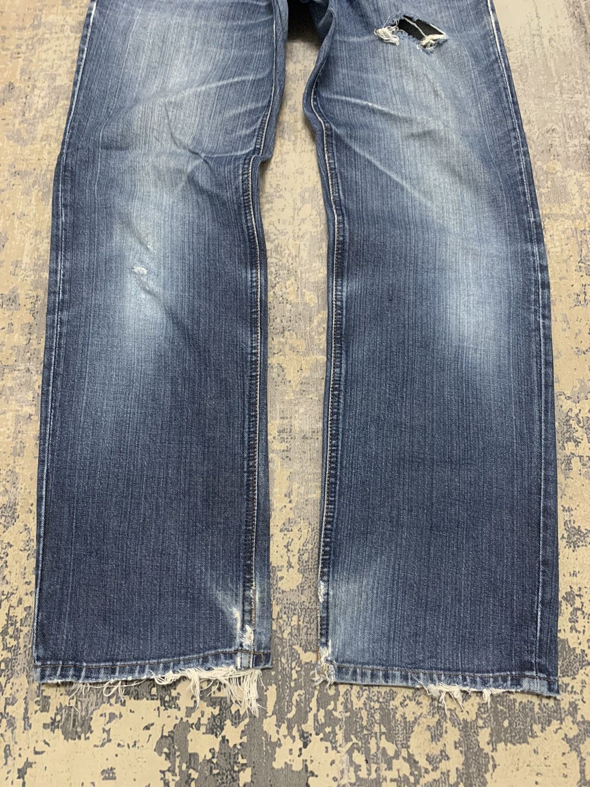 Japanese Brand Vintage Lee M.R. Indigo Blue Straight Fit Denim Pants Size US 31 - 4 Thumbnail