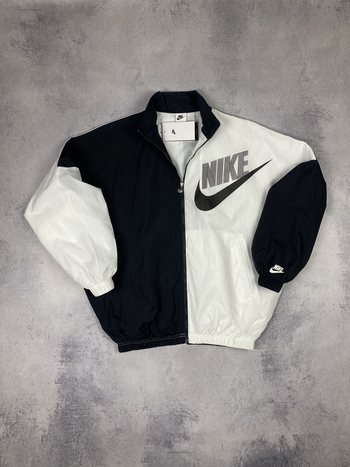 Nike New Nike Swoosh Big Logo Nylon Y2K Drill Jacket Bomber Size S / US 4 / IT 40 - 2 Thumbnail