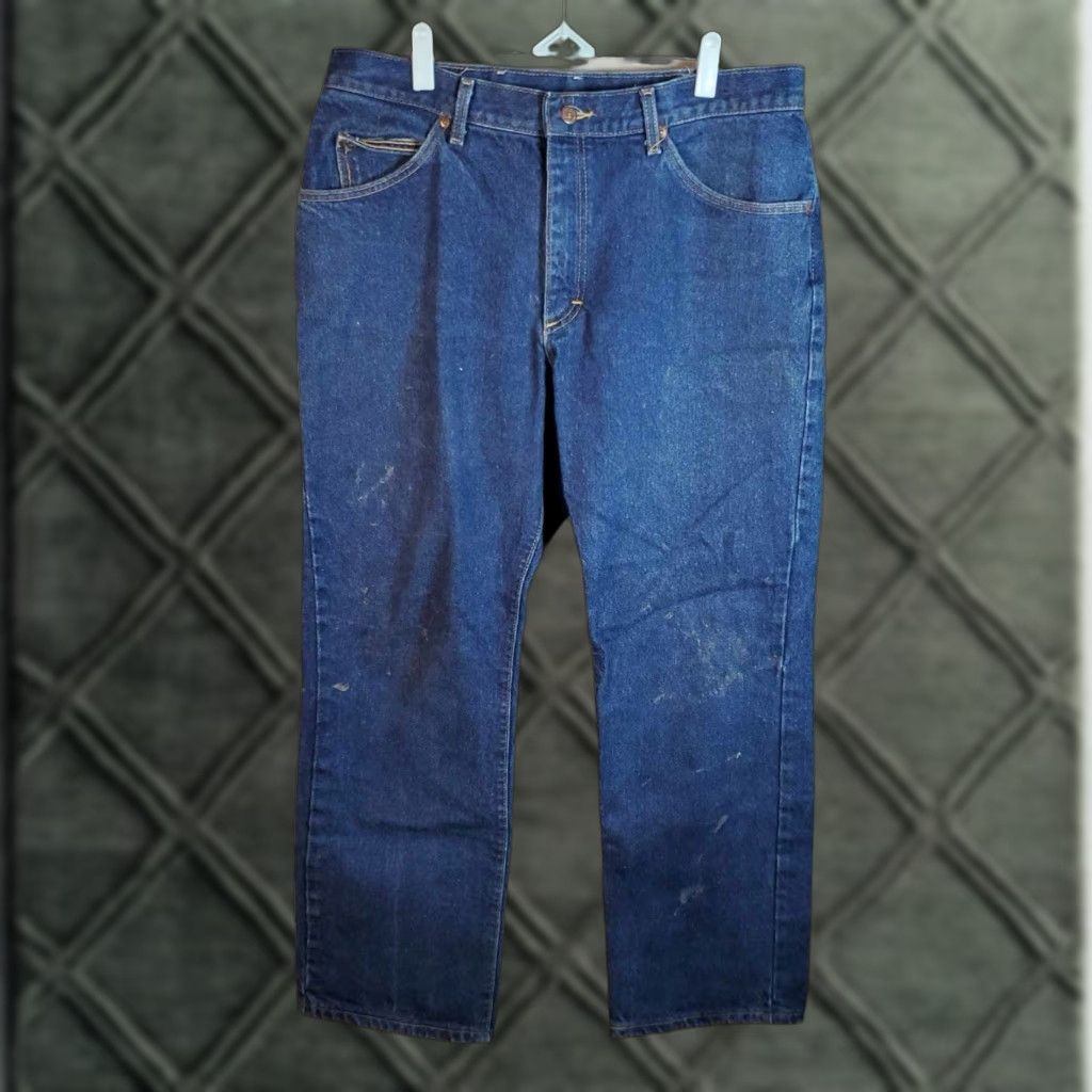 Lee VINTAGE Lee Jeans Made In USA Distressed 35 x 28 Blue USA Men Jeans Distressed Grunge Straight 35 Inseam 28 Mens Size US 35 - 1 Thumbnail