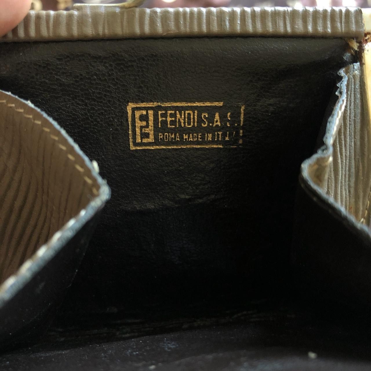 Fendi Vintage 80s FENDI coin purse Size ONE SIZE - 2 Thumbnail