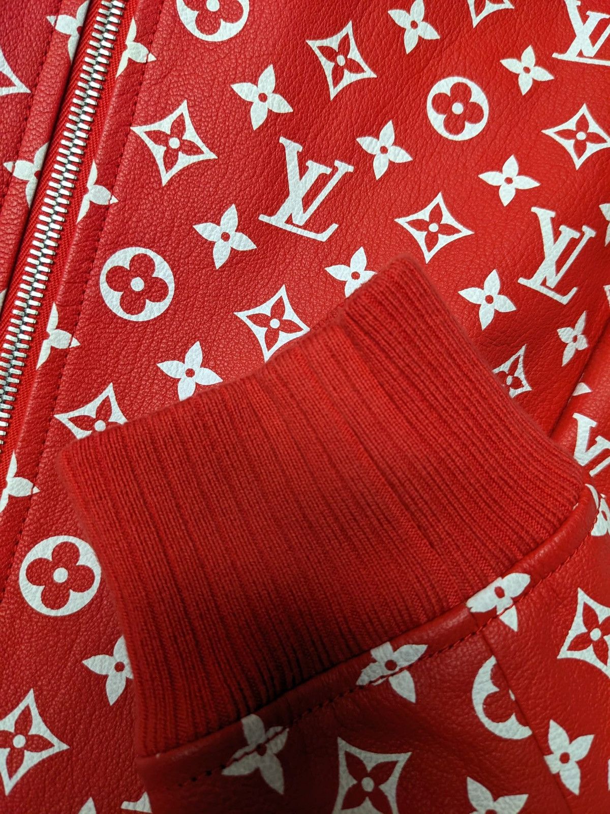 Louis Vuitton SUPREME X LOUIS VUITTON LEATHER BASEBALL JACKET Size US M / EU 48-50 / 2 - 11 Thumbnail