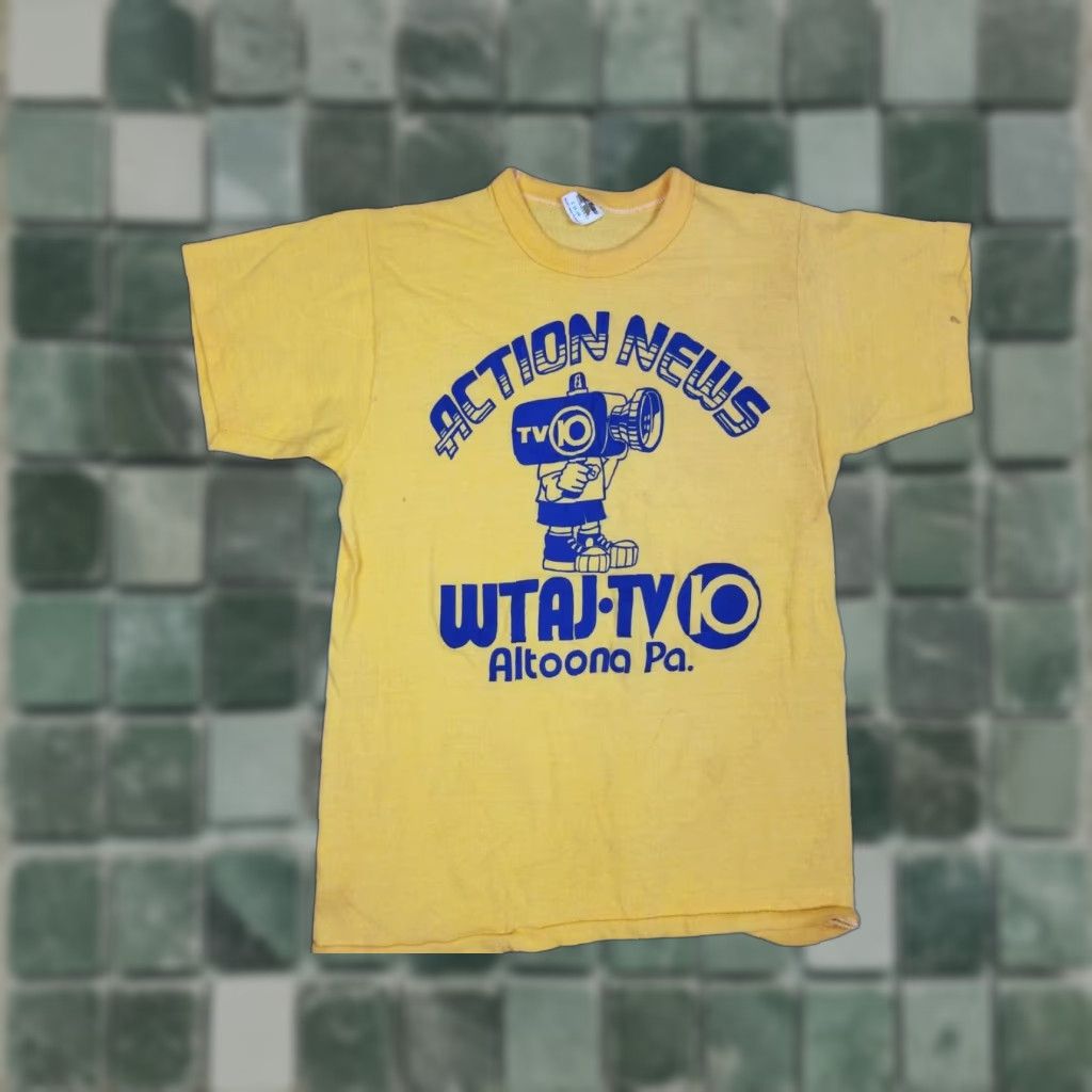 Vintage VINTAGE Russell Yellow T-Shirt Mens Short Sleeve Crew Neck 70s Action News WTAJ TV 10 Promo Size S Small USA Band Retro Rock Tropical USA Size US S / EU 44-46 / 1 - 1 Thumbnail