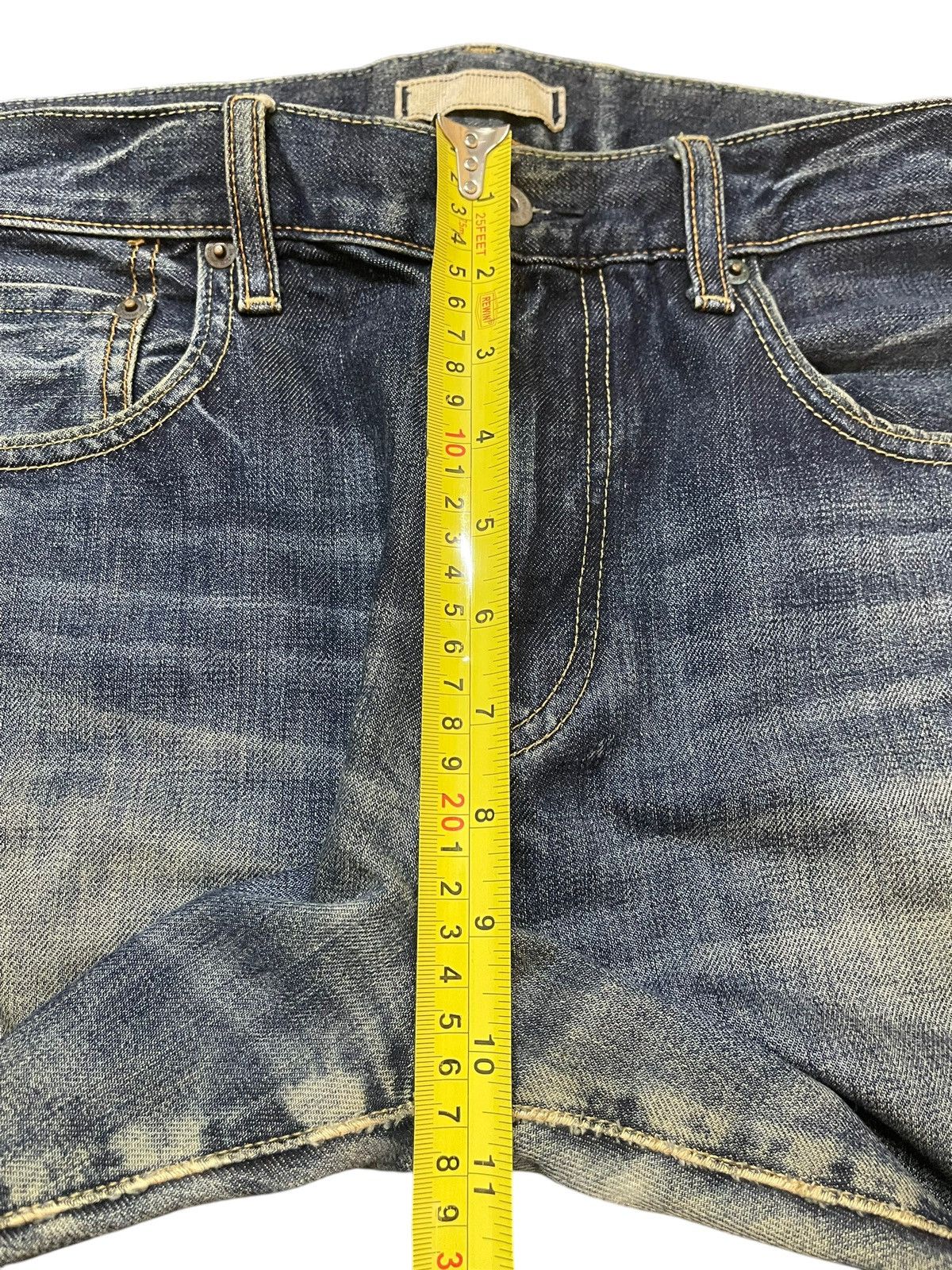 Uniqlo Vintage Japanese Uniqlo Mud Faded Wash Style Jeans Size US 31 - 15 Thumbnail