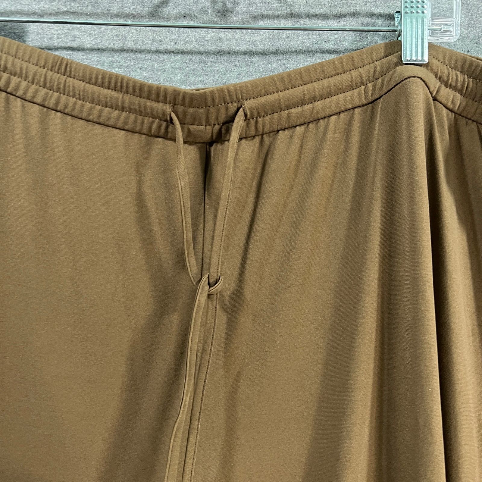 Other Every Day by Susan Graver Liquid Knit Drawstring Crop Pants Size 38" / US 16 / IT 52 - 5 Thumbnail