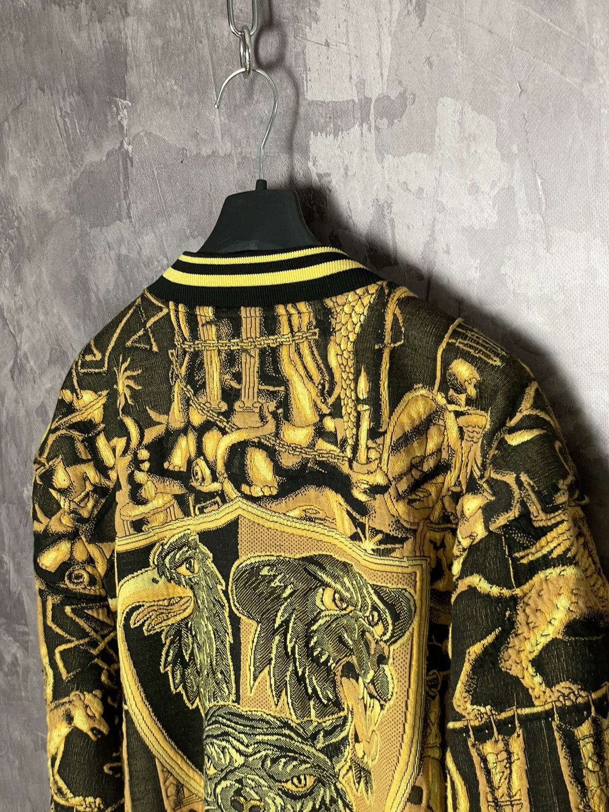Japanese Brand ZARA Embroidered Velvet Bomber Jacket Yellow Size US L / EU 52-54 / 3 - 17 Thumbnail