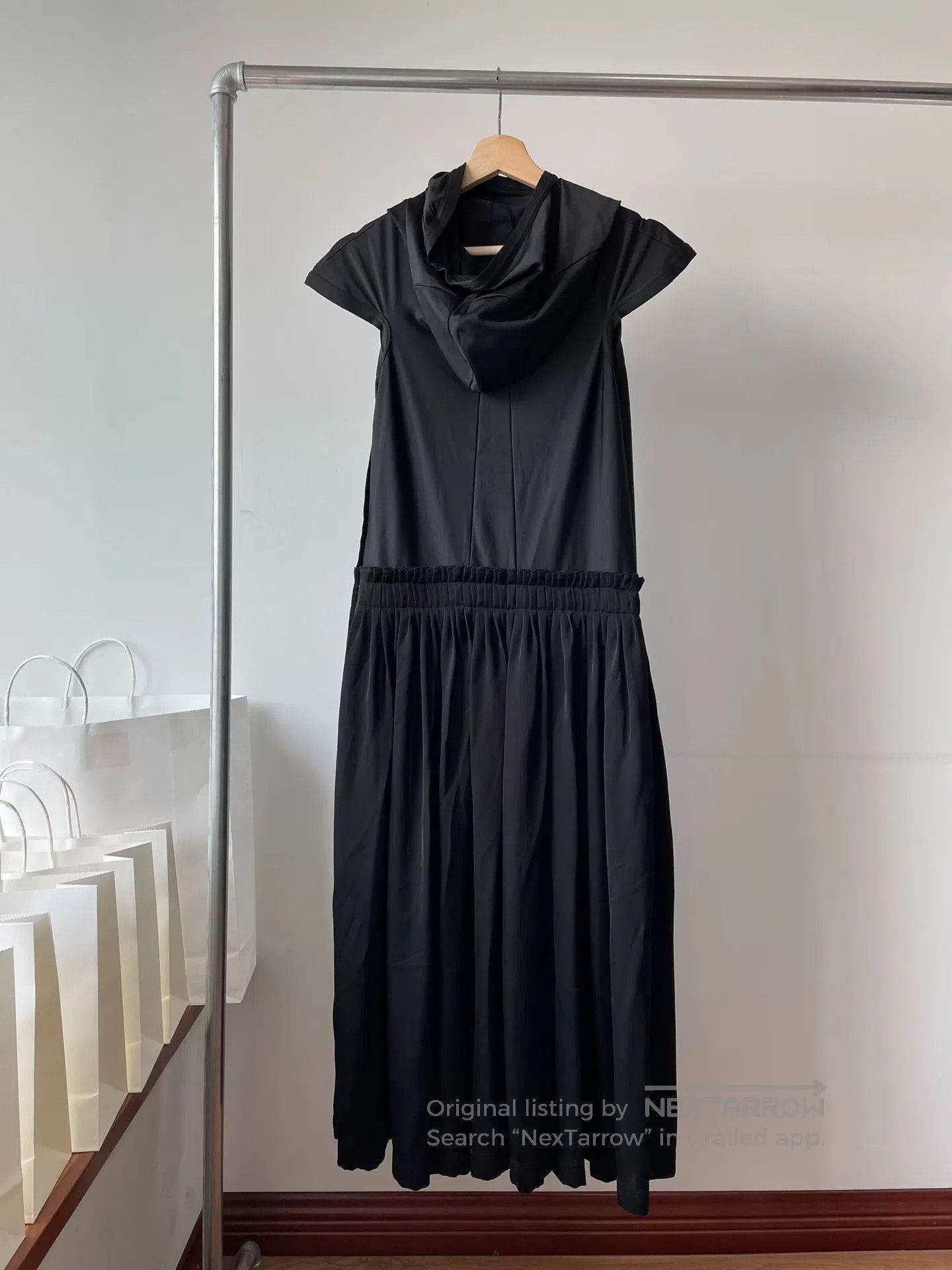 Comme des Garcons Comme des Garcons Hooded Dress. Size XS / US 0-2 / IT 36-38 - 2 Thumbnail
