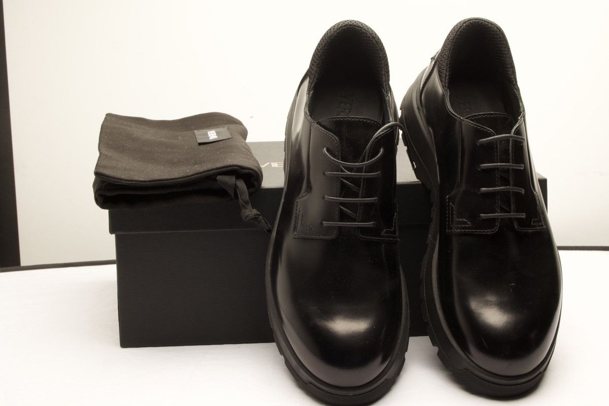Versace Versace Black Leather Lace-Up Shoes Brand New .Size 9 Size US 9 / EU 42 - 5 Thumbnail