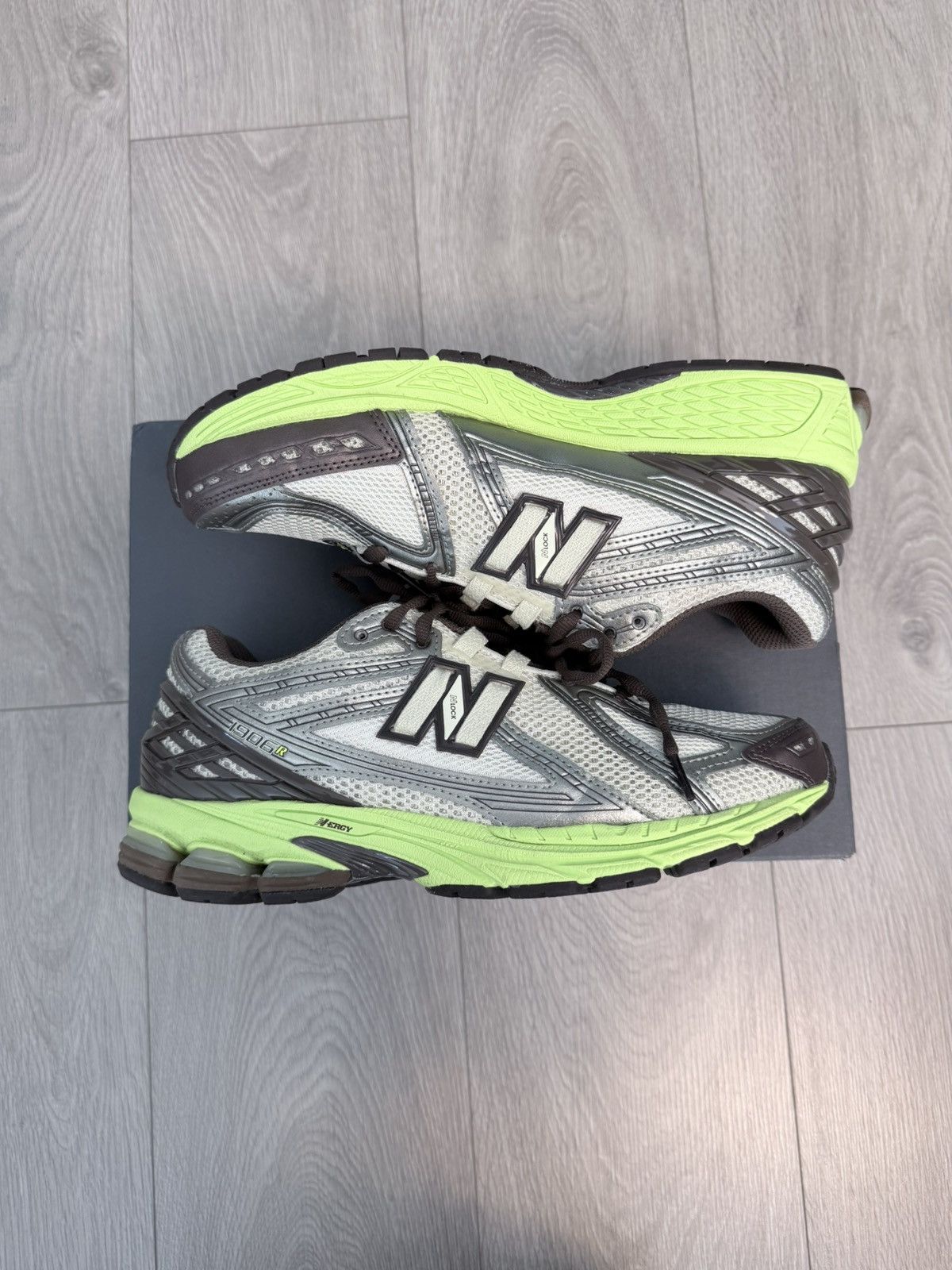 New Balance New Balance 1906r SSENSE Exclusive Brown Green Size US 10 / EU 43 - 2 Thumbnail
