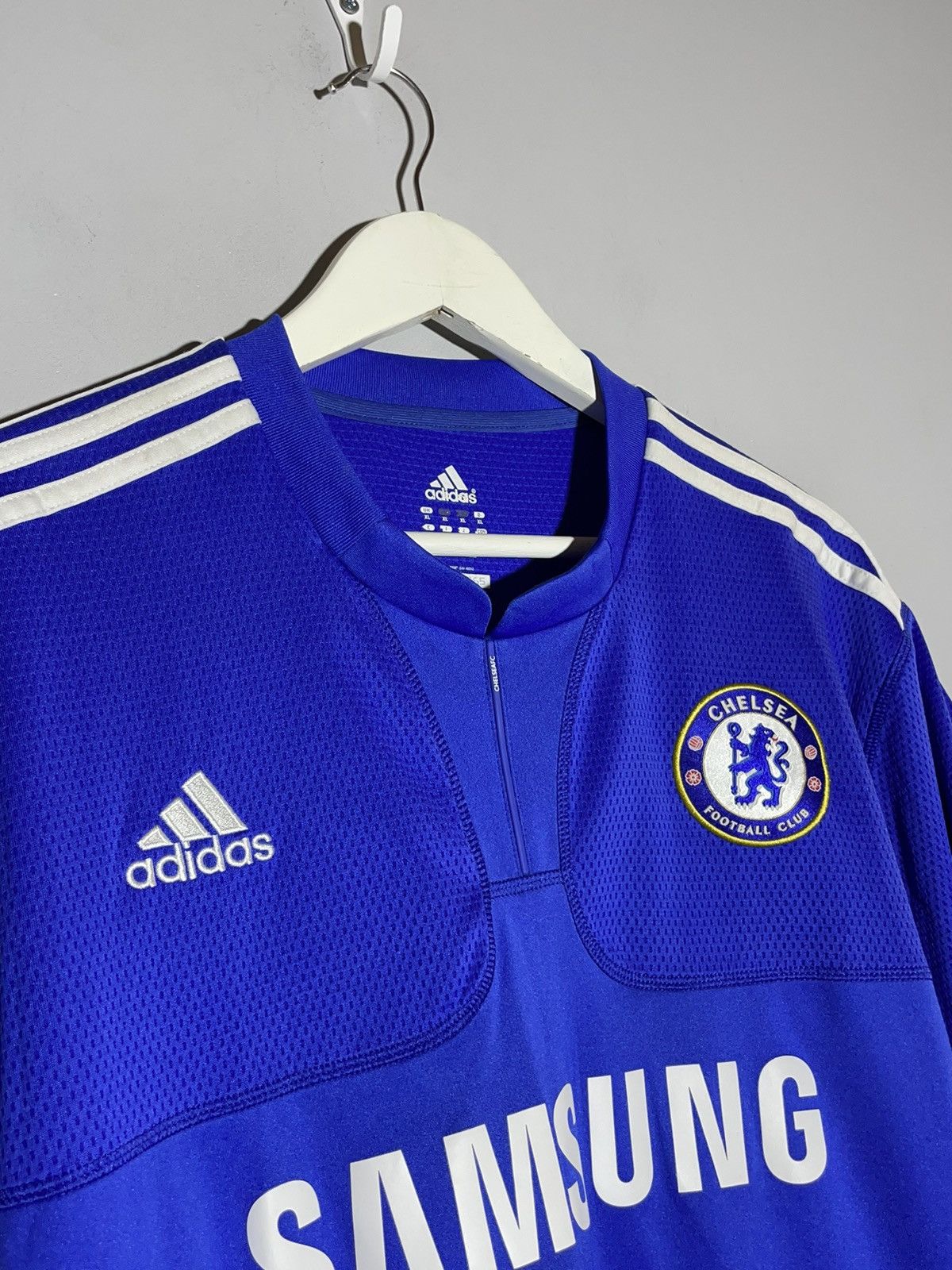 Adidas × Chelsea Soccer Chelsea FC Adidas 2009/10 Home Y2k Football Shirt Size US XL / EU 56 / 4 - 3 Thumbnail