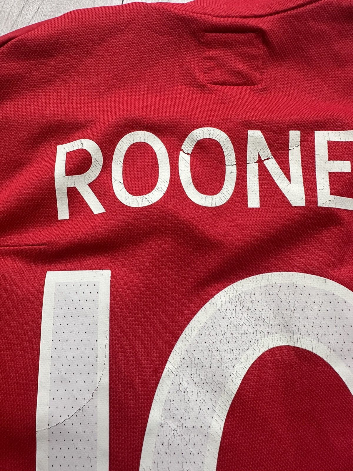 Umbro × Vintage Vintage Umbro England soccer jersey 10 Rooney size S/M Size US S / EU 44-46 / 1 - 7 Thumbnail