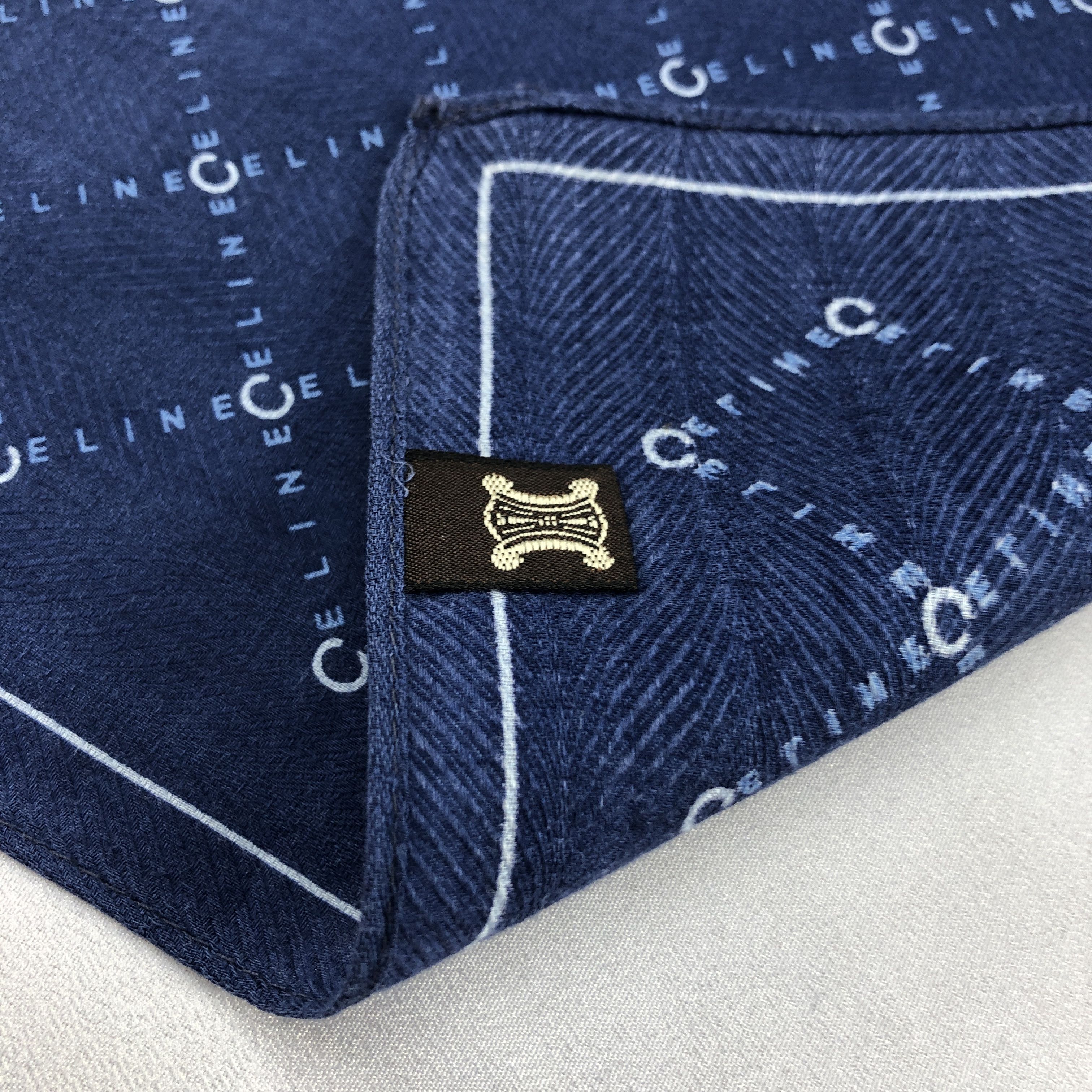 Celine Celine Handkerchief Neckerchief Bandana H3057 Size ONE SIZE - 5 Thumbnail