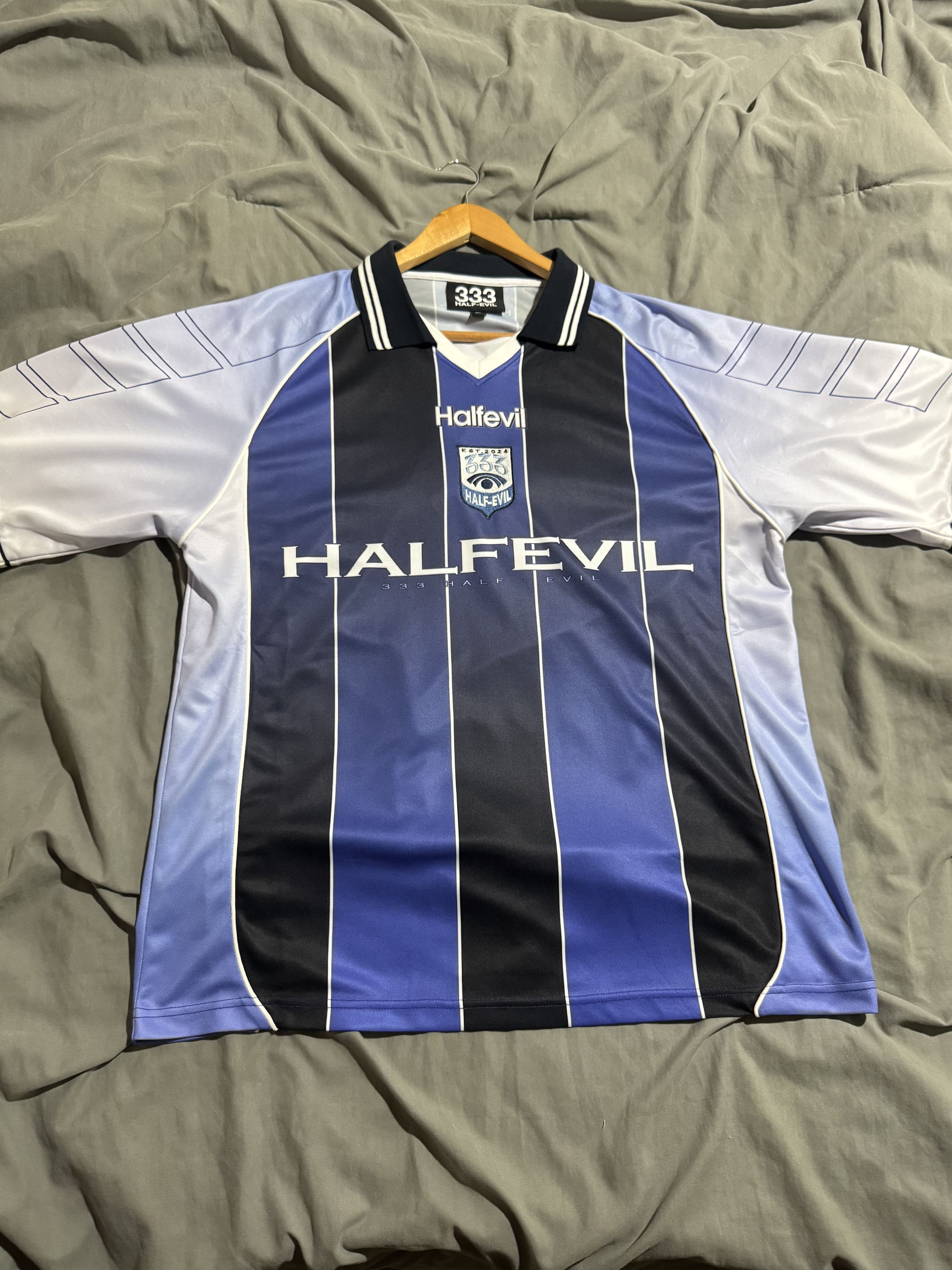 Half Evil Jersey half evil 333 Size US XL / EU 56 / 4 - 1 Thumbnail
