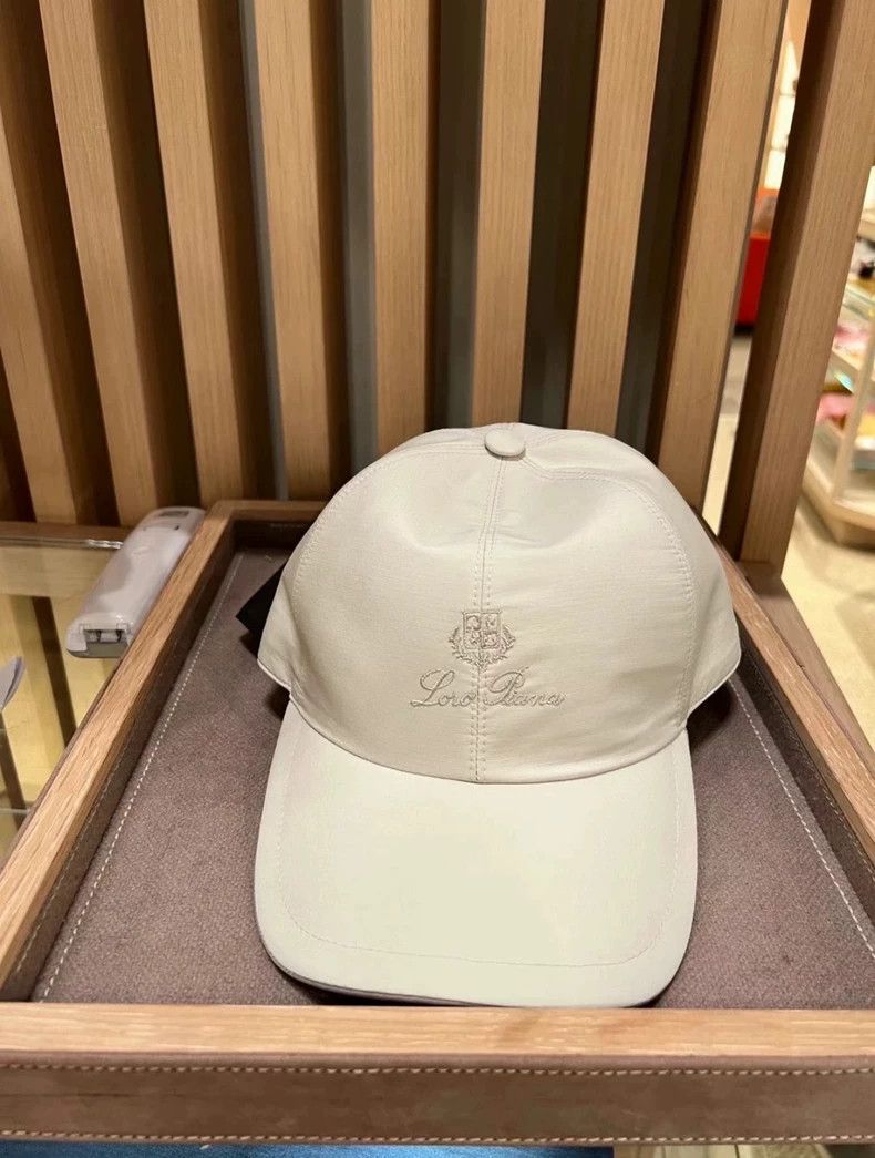Loro Piana LORO PIANA White embroidered Logo baseball cap visor Size ONE SIZE - 1 Thumbnail